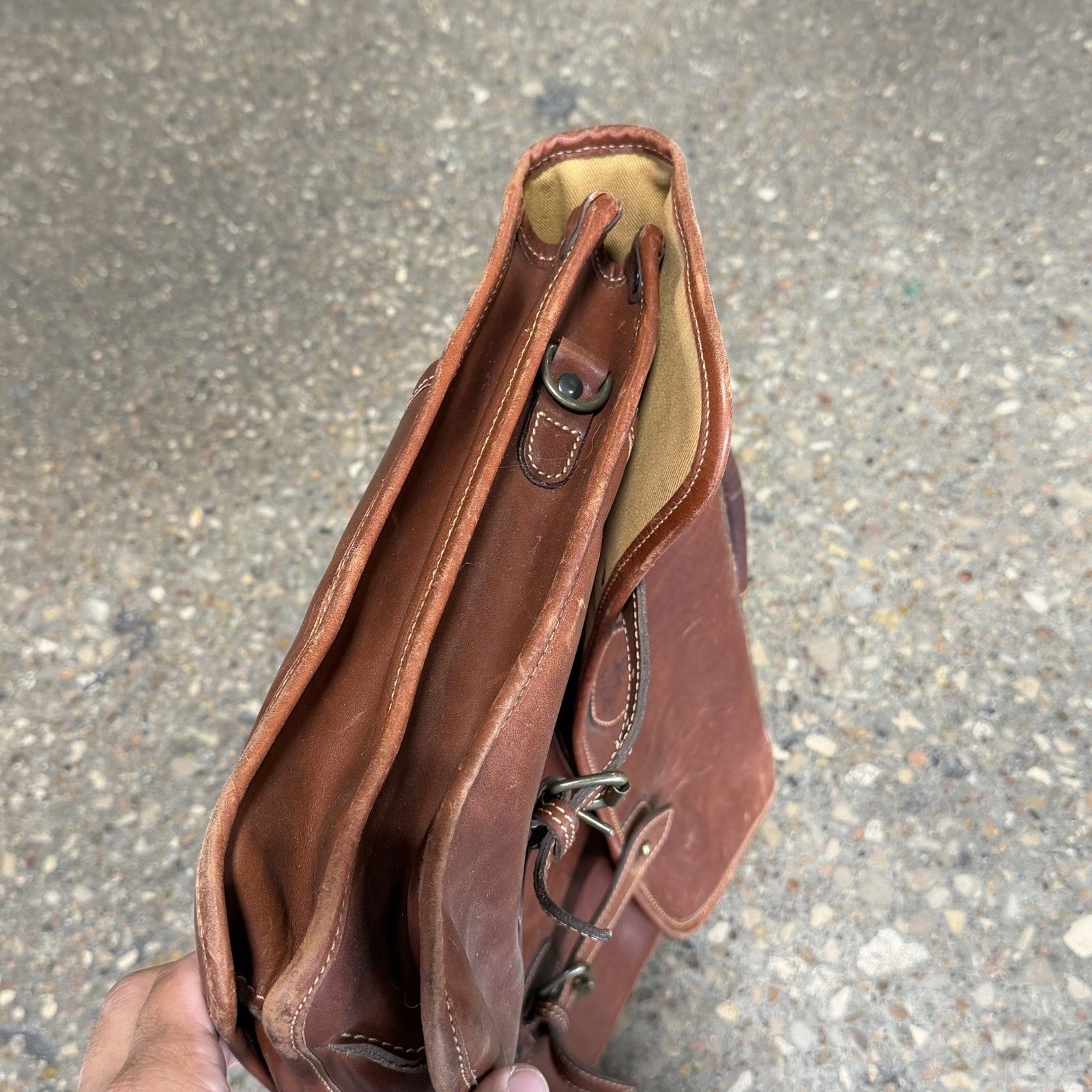 Vintage Paul Stuart Brown Leather Laptop Messenger Carry Bag Made In England