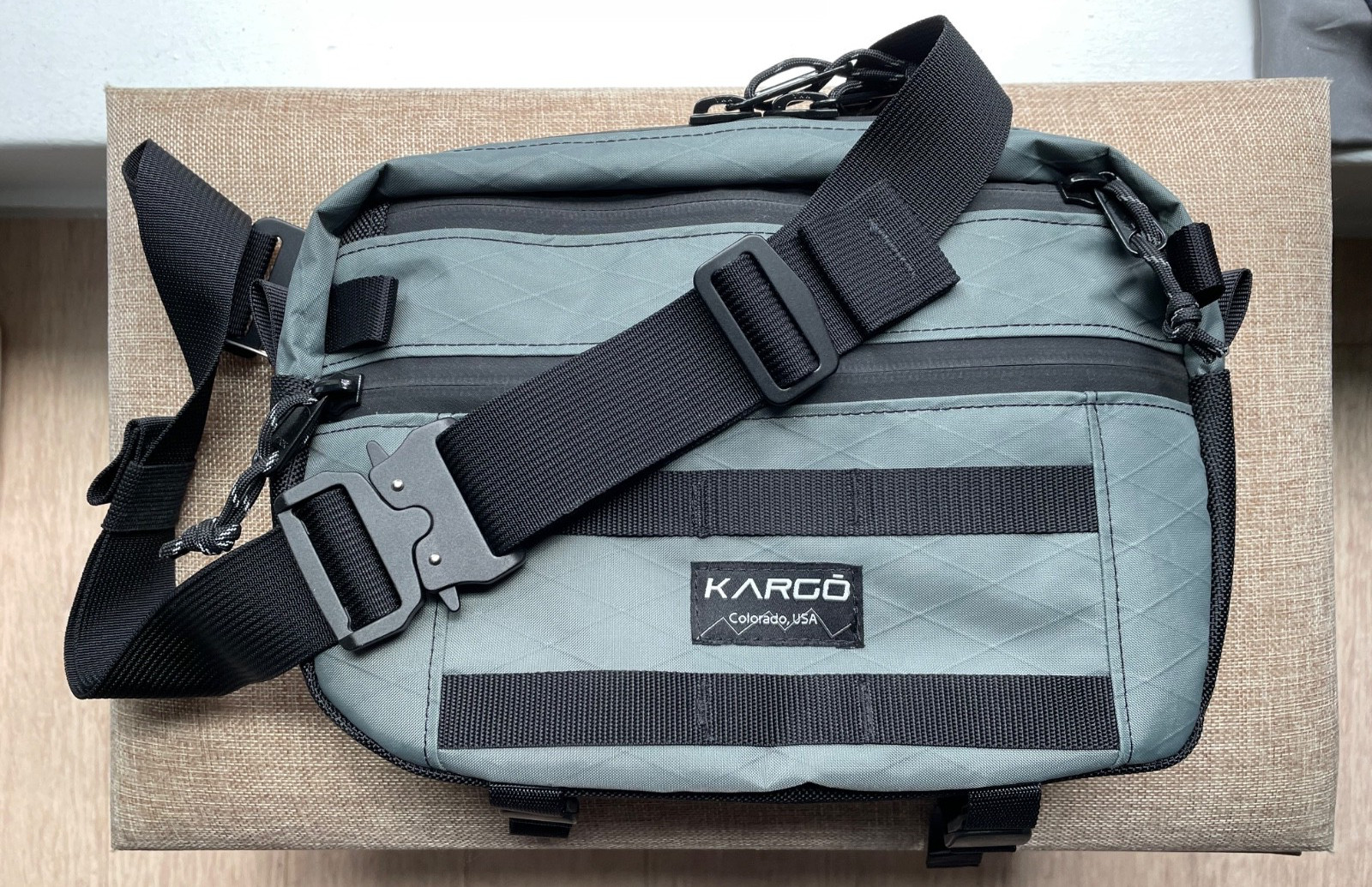 Kargo Civis Versatile Sling Crossbody Bag Slate X-Pac USA Made EDC – Pristine