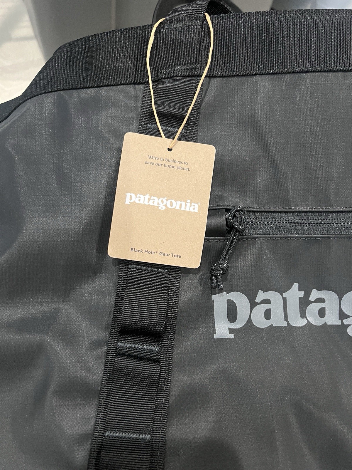 New Patagonia bag case ski bag Black Hole Gear Tote 61L