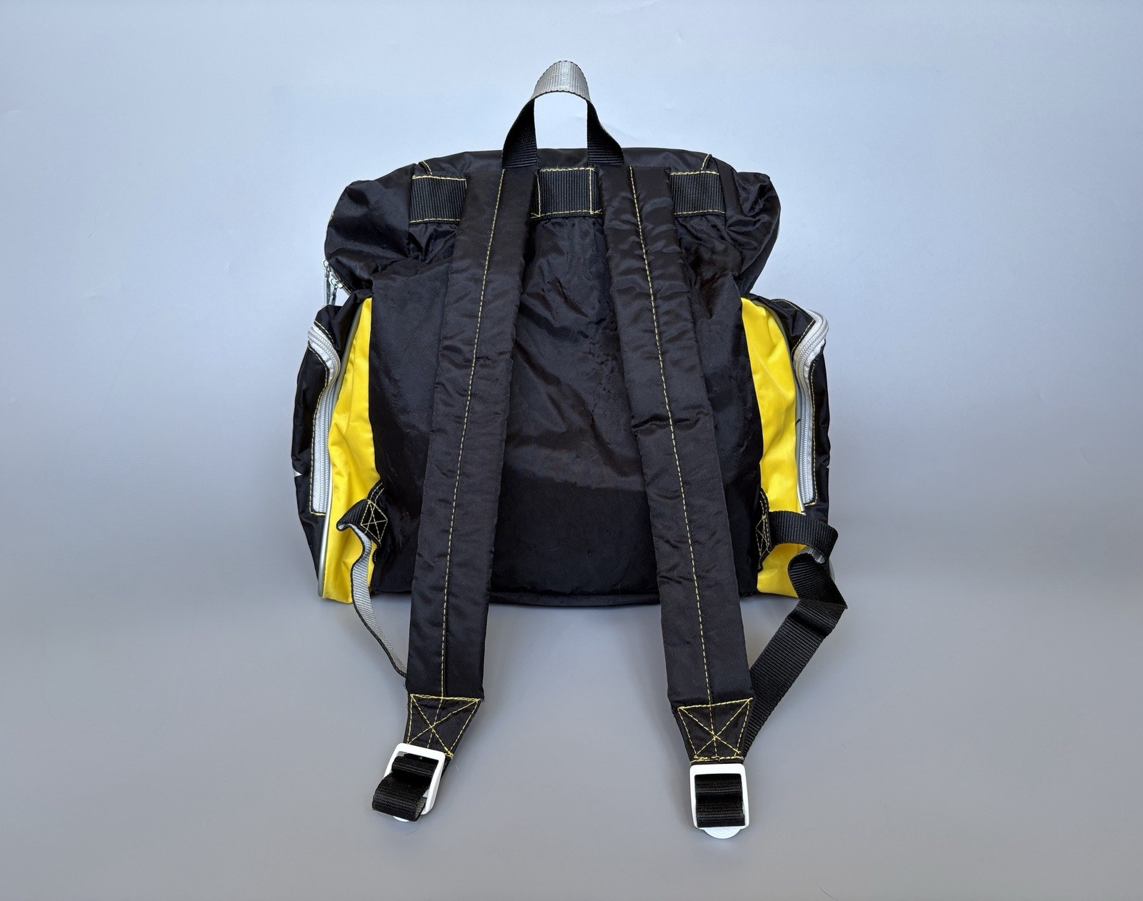 Umbro Vintage Backpack Rucksack Black Yellow Nylon Y2K Sport Football Bag⁠