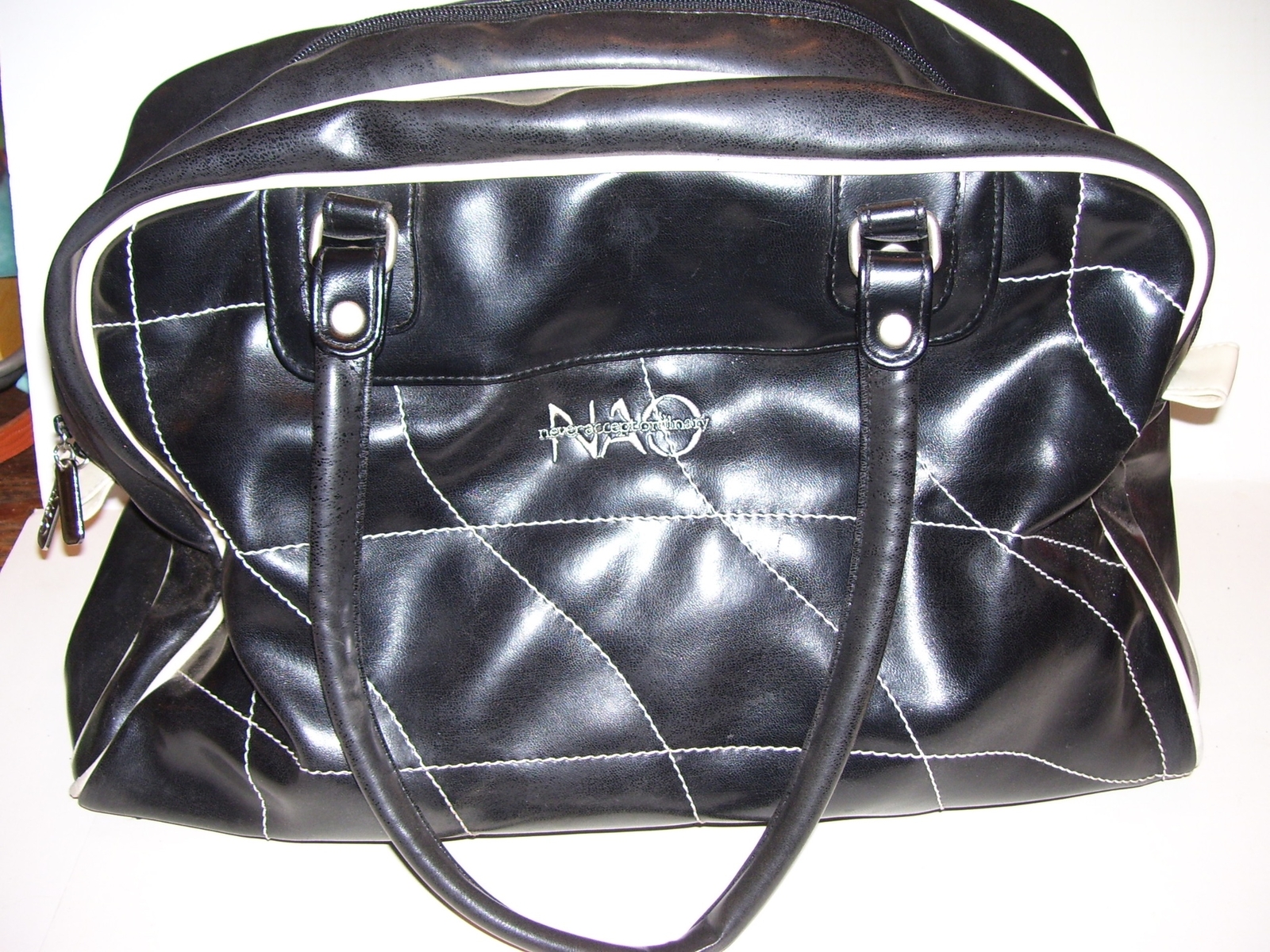 NOA NEVER ACCEPT ORDINARY Black Duffle Gym Bag – Spain