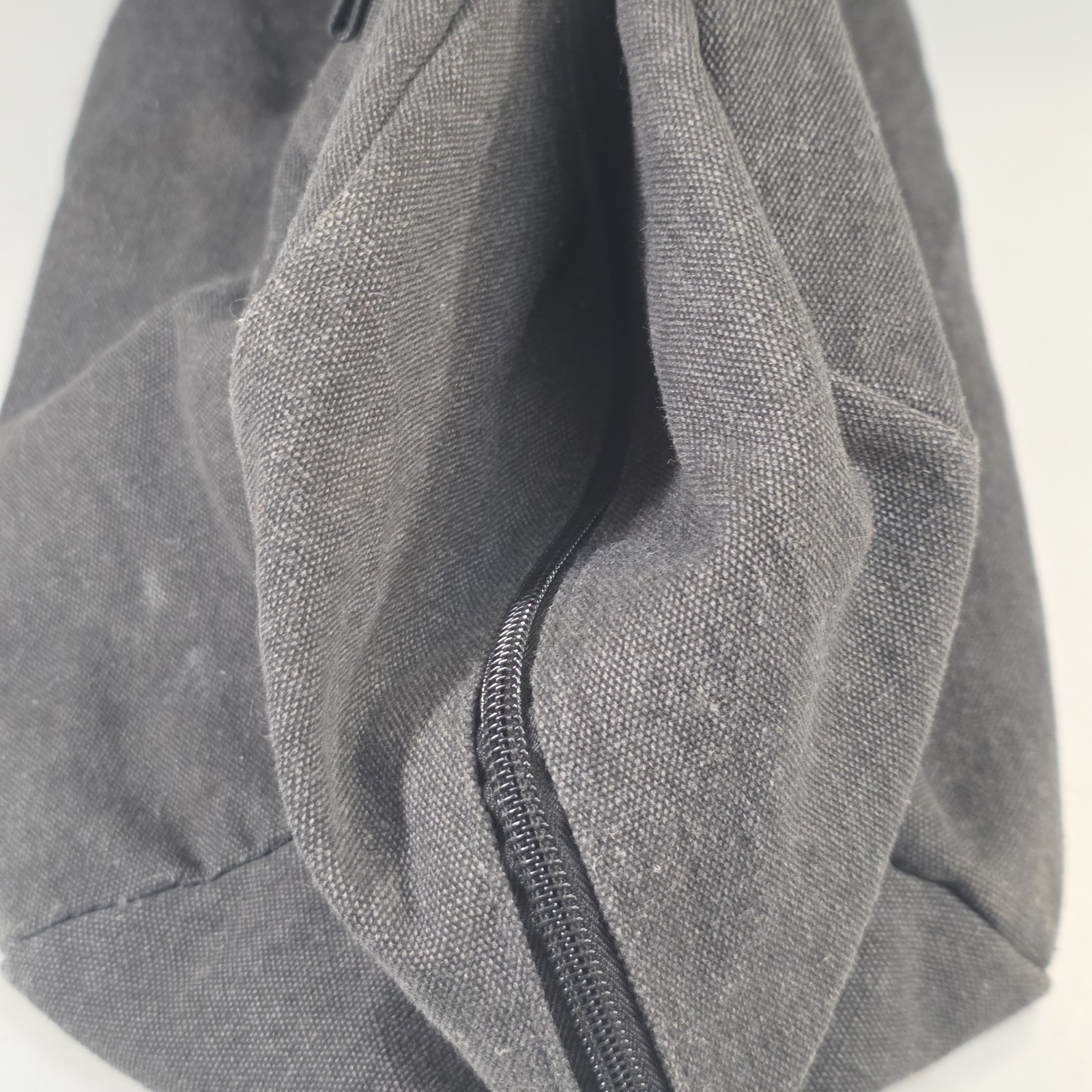 John Varvatos Weekender Bag Tote Duffel Bag Gray Medium Travel Zip Around NWT