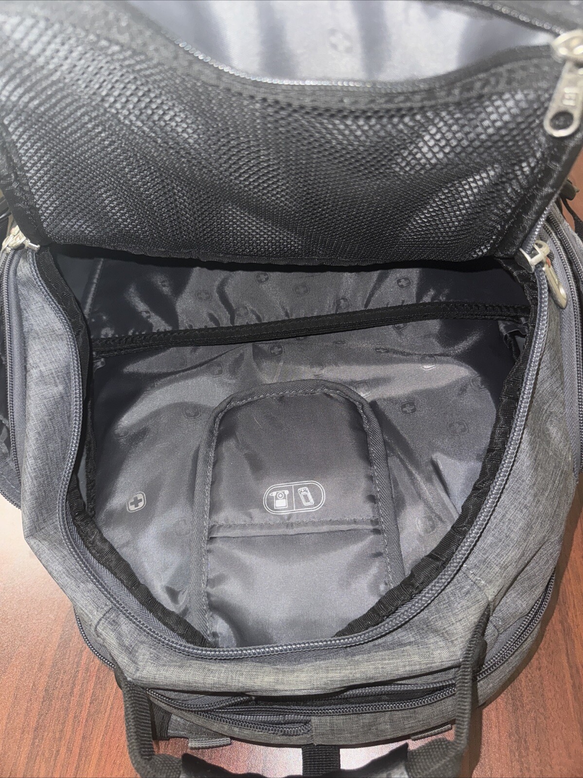 SwissGear 5977 ScanSmart Laptop Backpack, Grey, 17-Inch