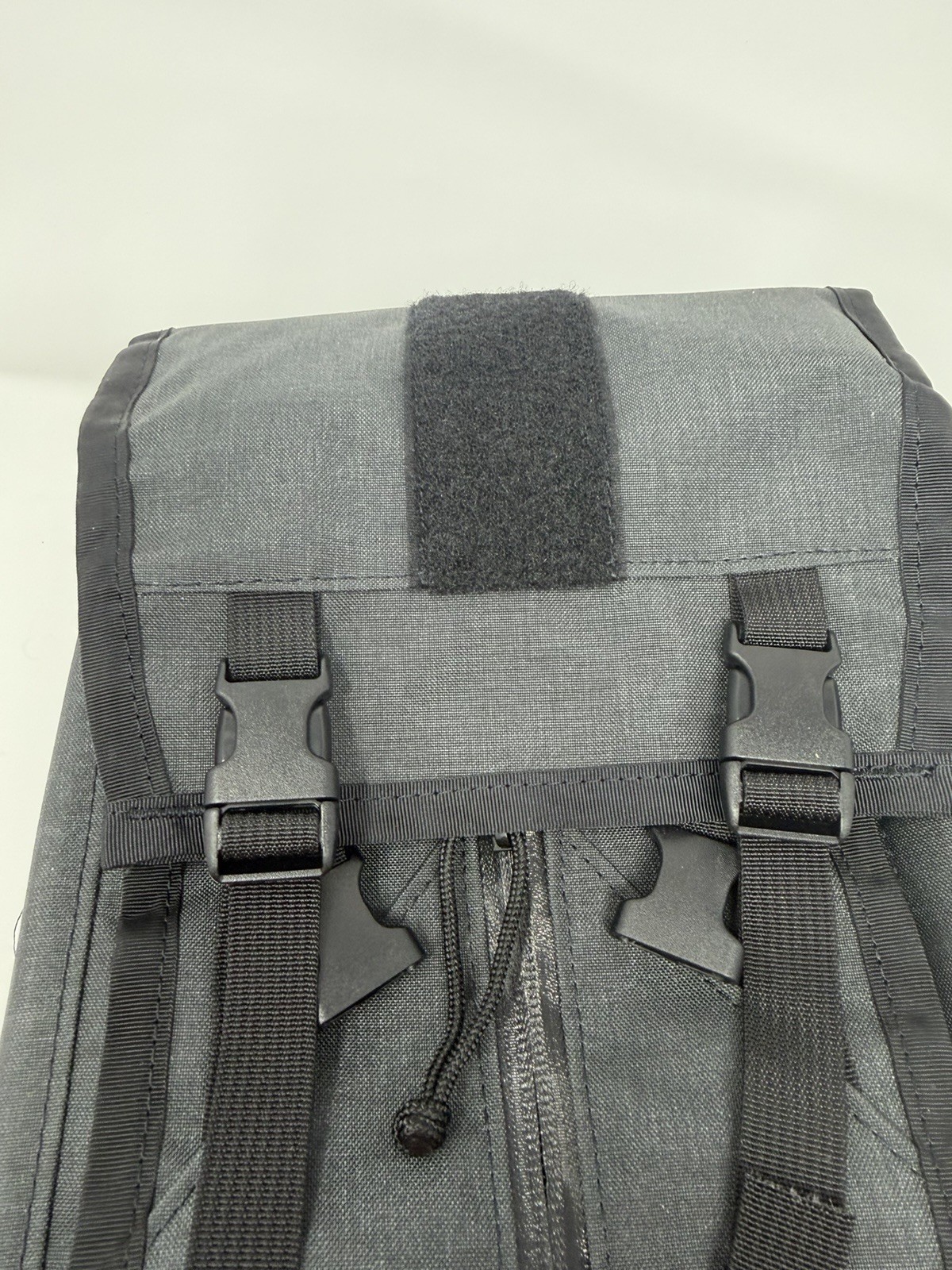 Mission Workshop Acre Hauser 10L Weatherproof Hydration Pack – USA Made – Gray