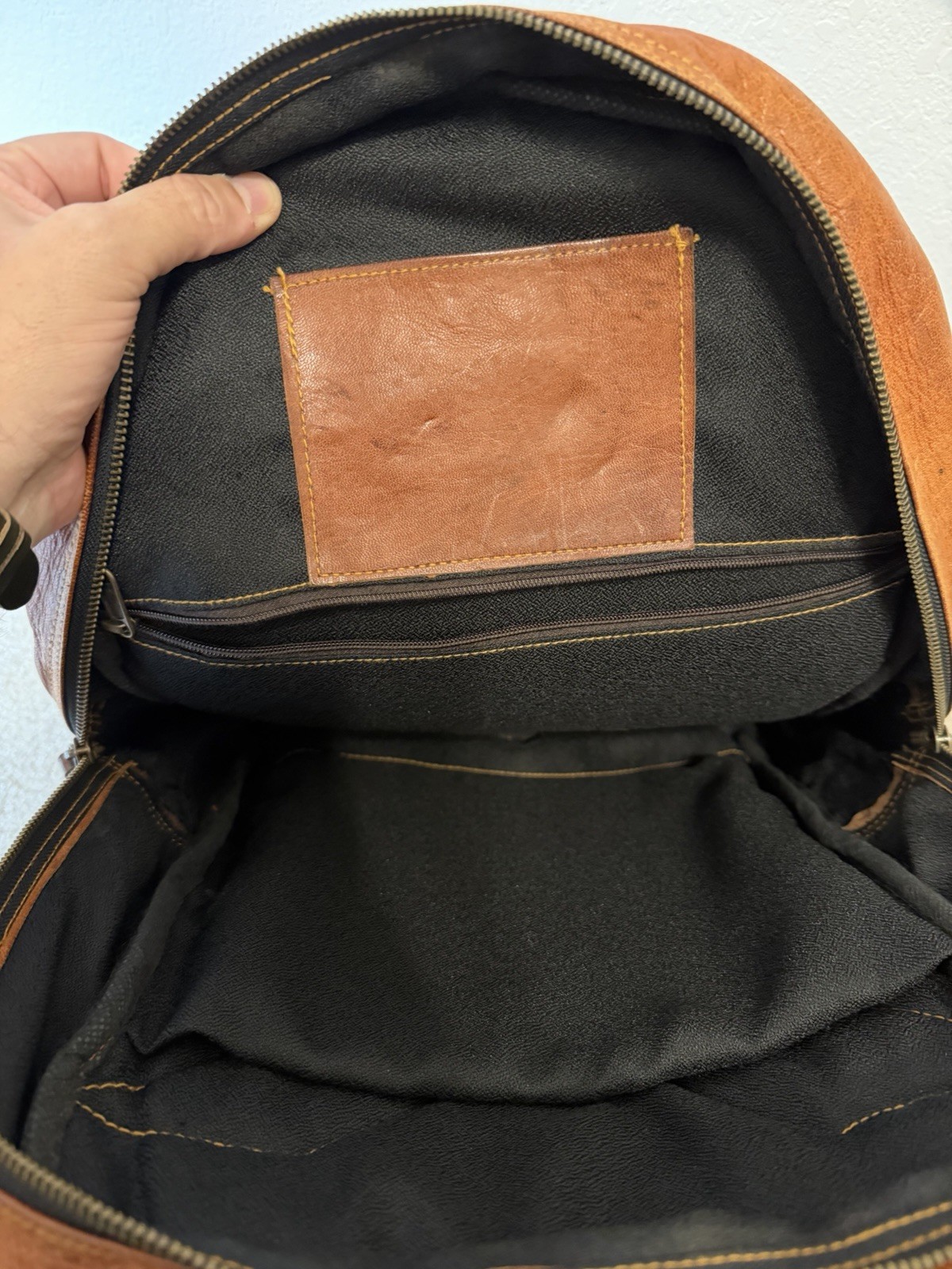 Brown Unisex genuine leather backpack – Adjustable Strap Outer Pockets Lined