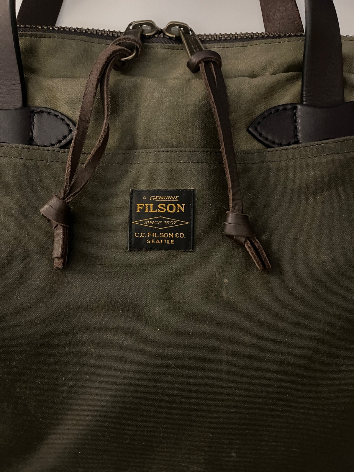 Filson Tin Cloth Compact Briefcase Otter Green Quick Shipping