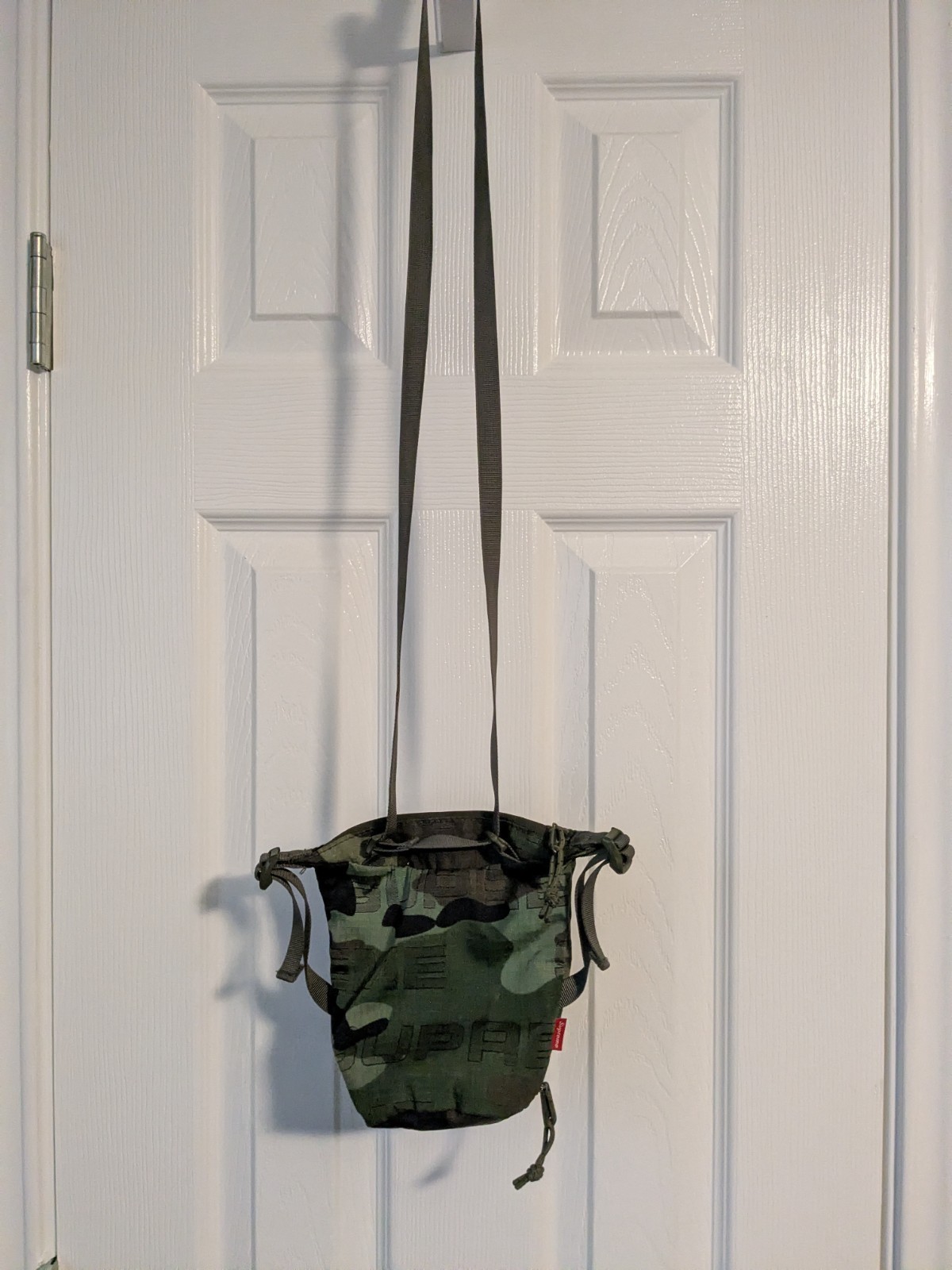 Supreme Camo Neck Pouch/Shoulder Bag (only used twice)