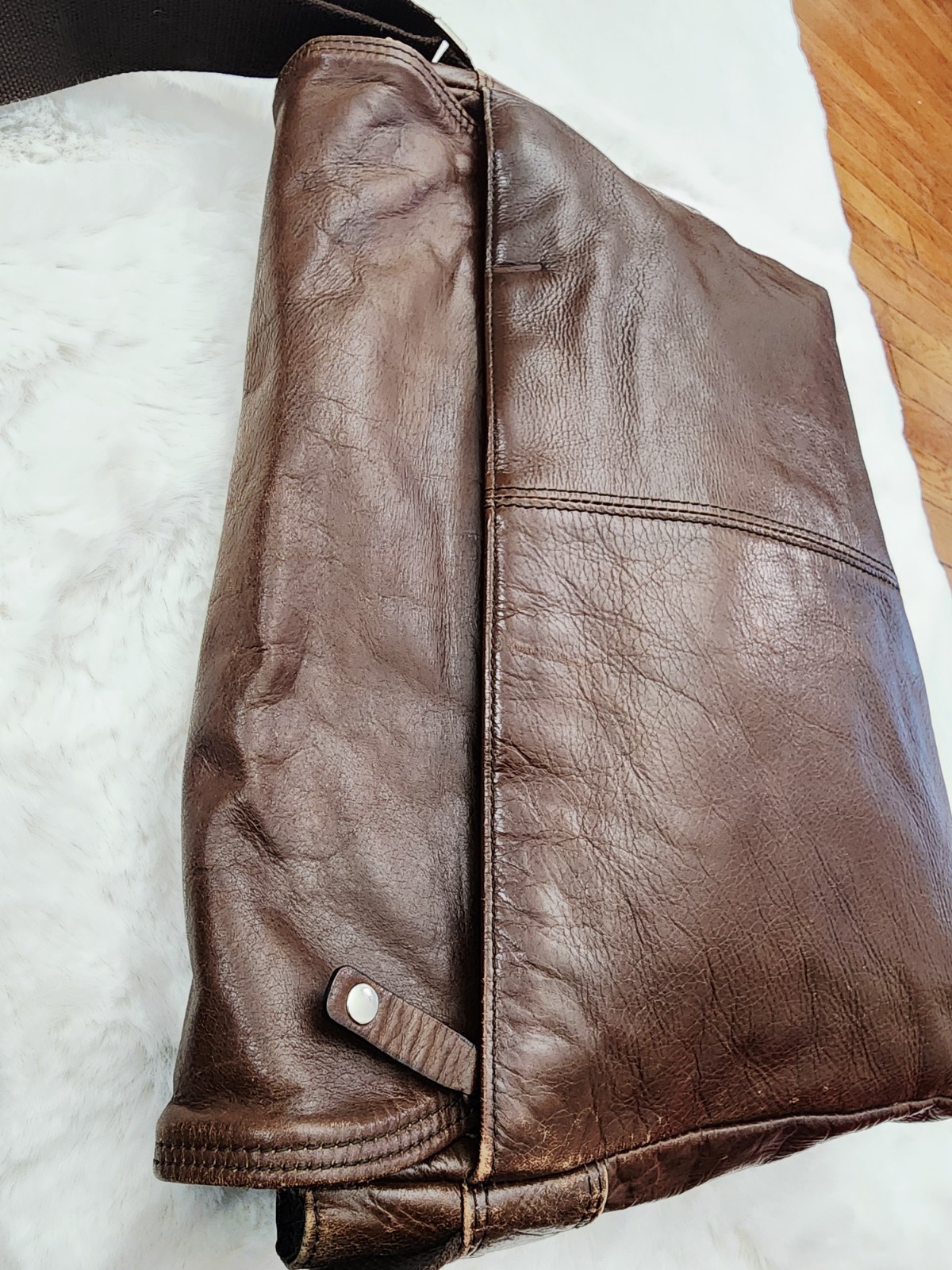 Kenneth Cole Reaction Dark Brown Genuine Leather Messenger Briefcase Crossbody