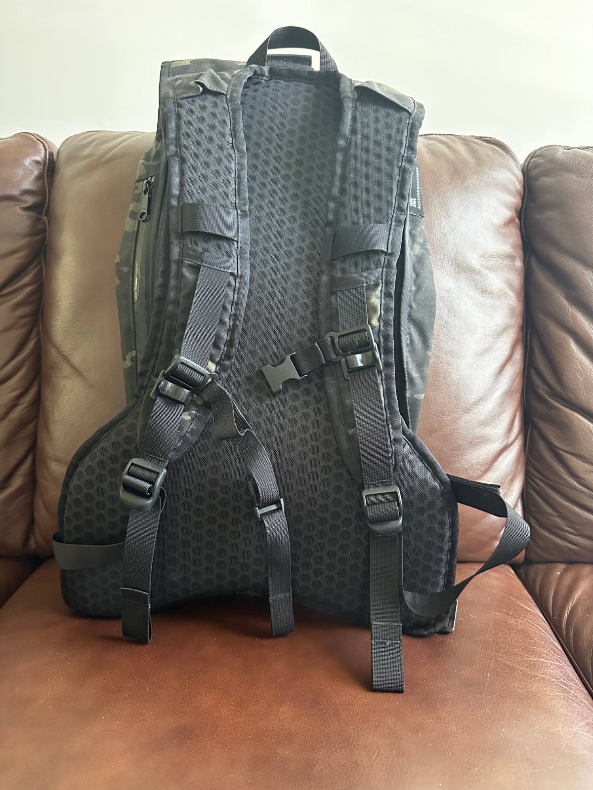 Mission Workshop – The Hauser 14L Hydration Pack – Rare Color Sold Out