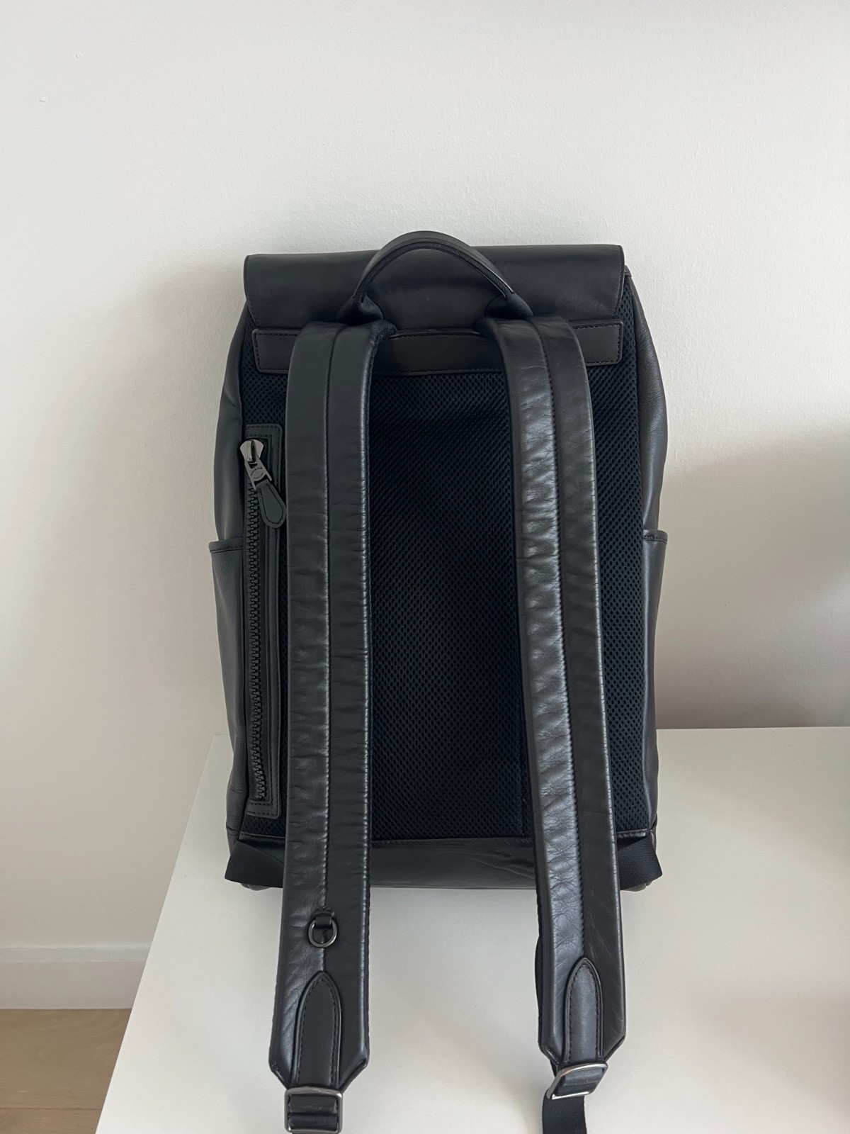 Coach Track Backpack Gunmetal/Black Smooth Calf Leather 16″ Laptop Bag