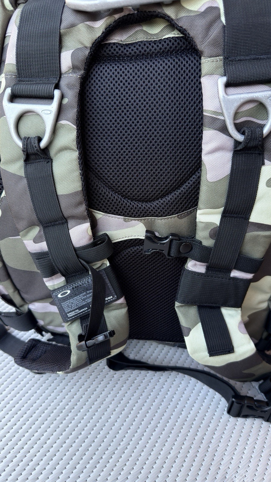 NEW! oakley mechanism Tactical backpack Hiking Backpack Camouflage Pmc Military