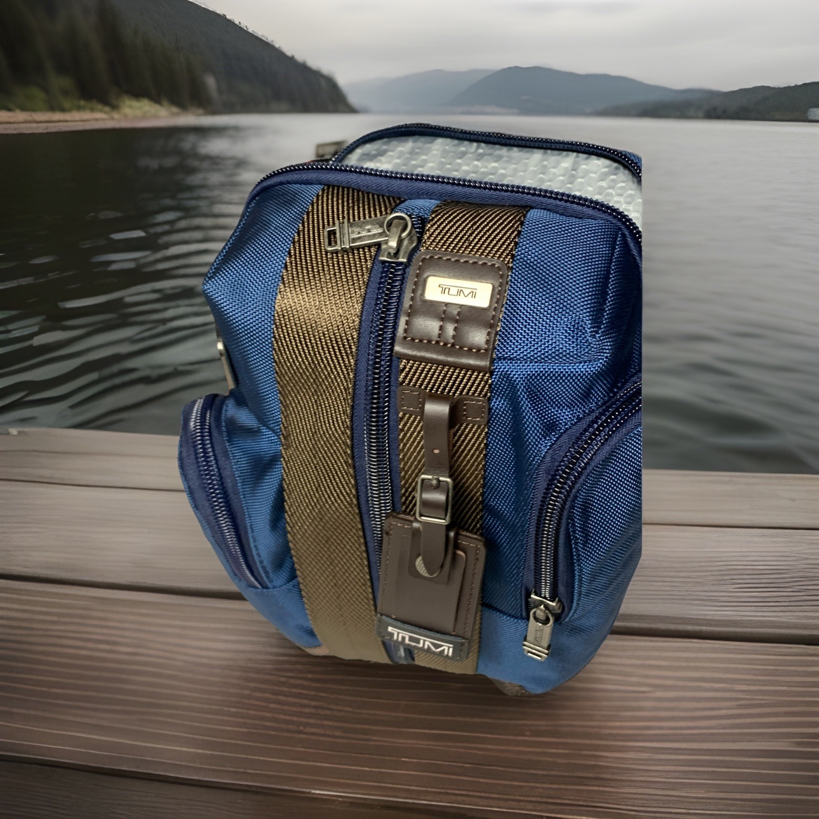 New-Tumi Alpha Bravo Men’s Ballistic Nylon Sling Bag $495 Navy
