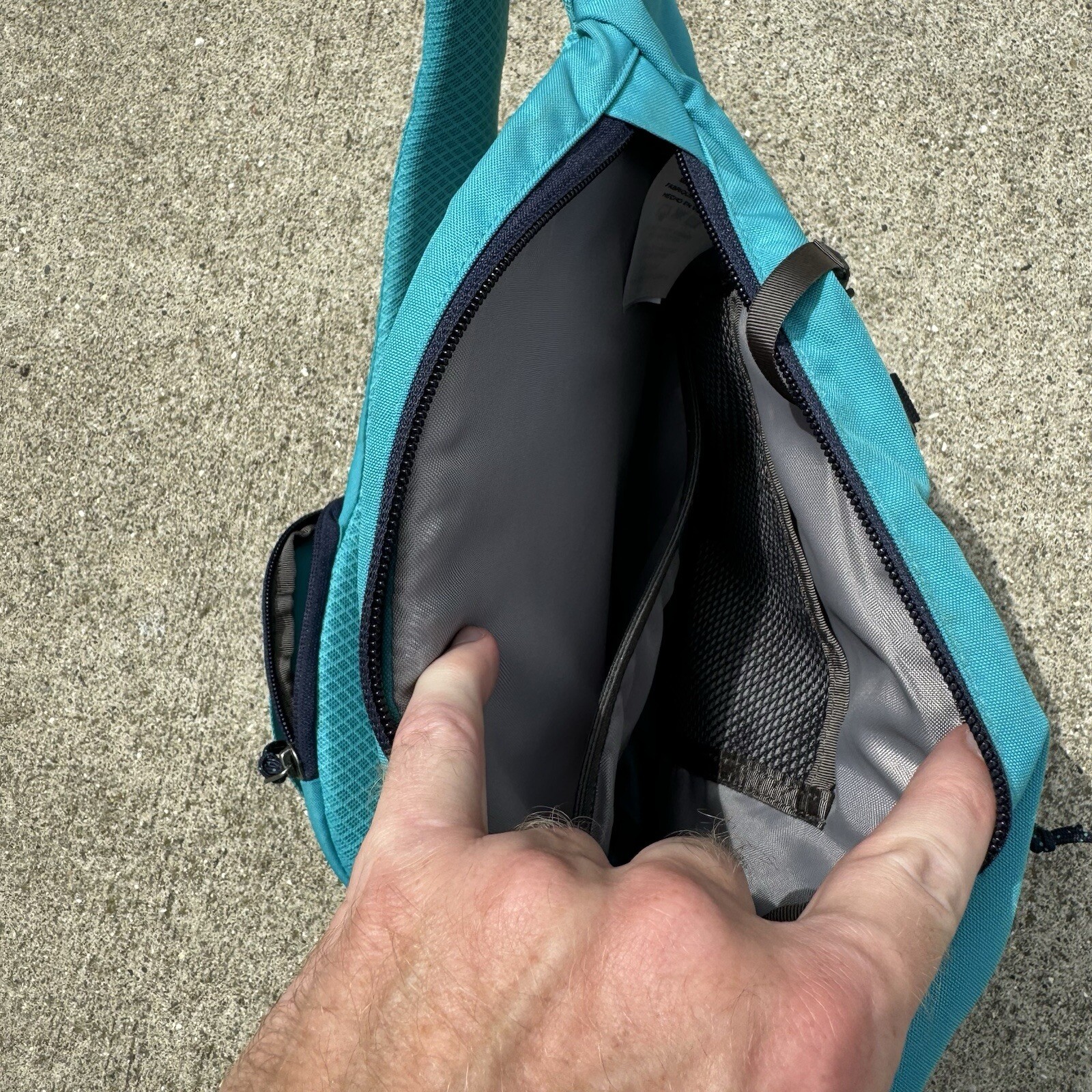 Patagonia Atom 8L Sling Bag Backpack Crossbody Day Travel Hiking Outdoor 48260