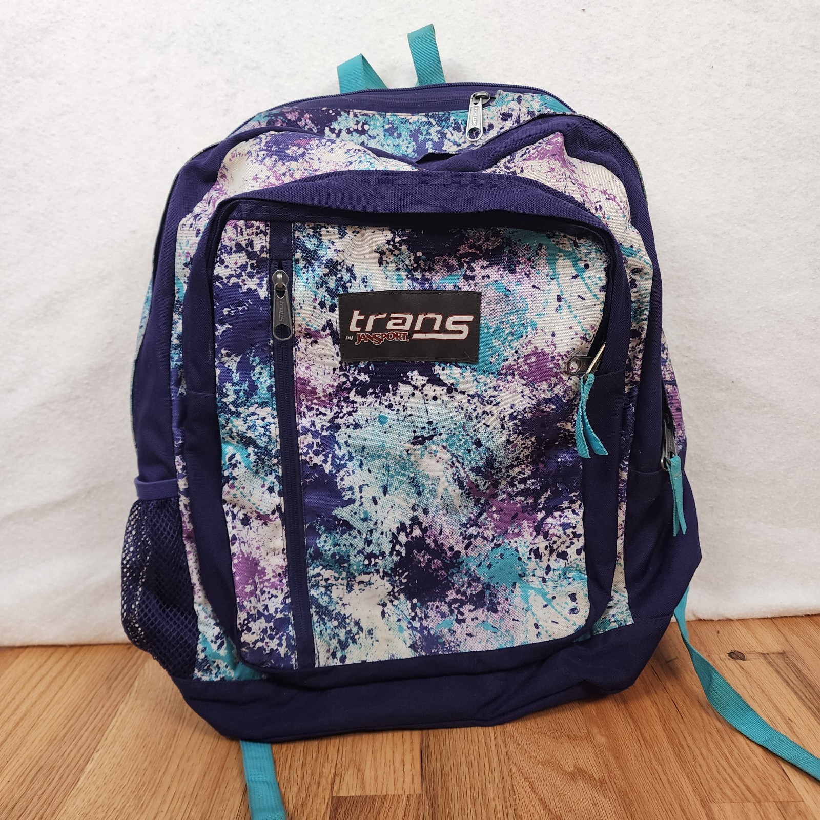 Trans By JanSport Tie Dizzle 17″ Backpack Laptop Sleeve 4 Zippered Compartments