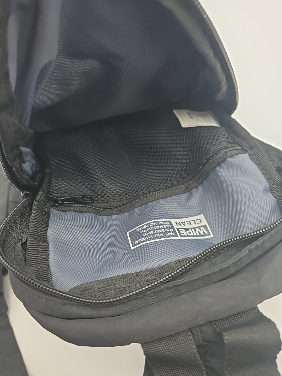 Adidas Unisex Essentials 2 Sling Adjustable Strap Crossbody Bag Black