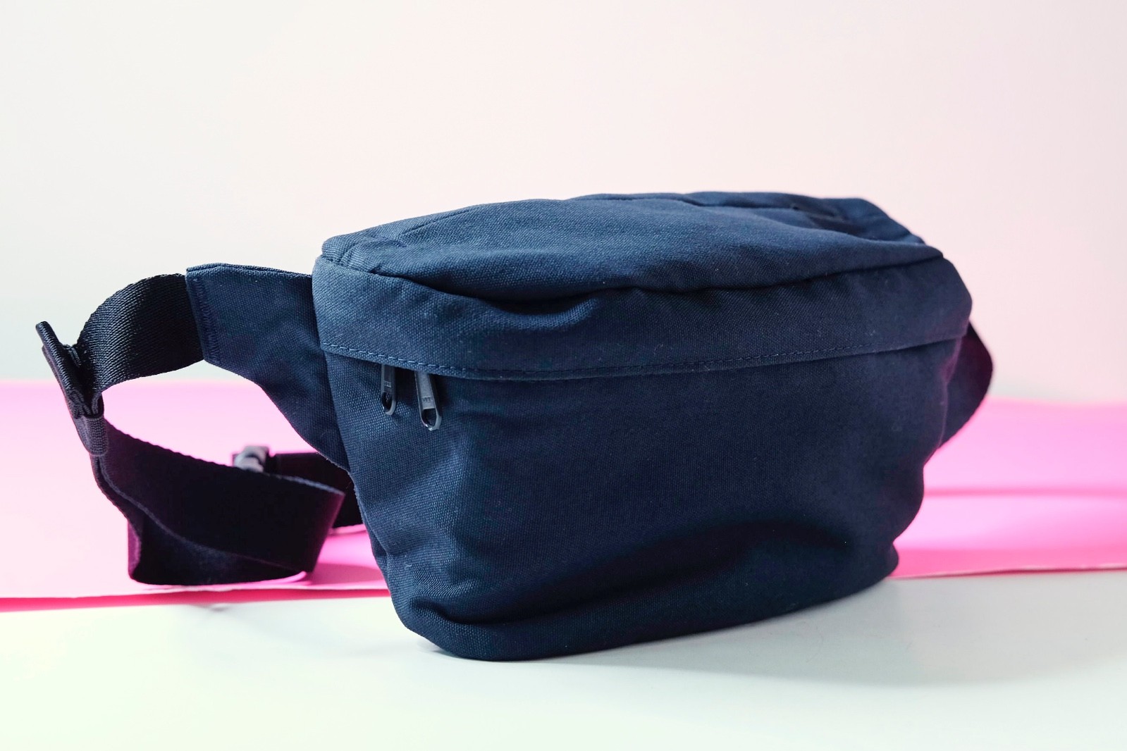 Uniqlo Robic Fanny Waist Pack Belt Bag Single Strap Backpack Black 423483