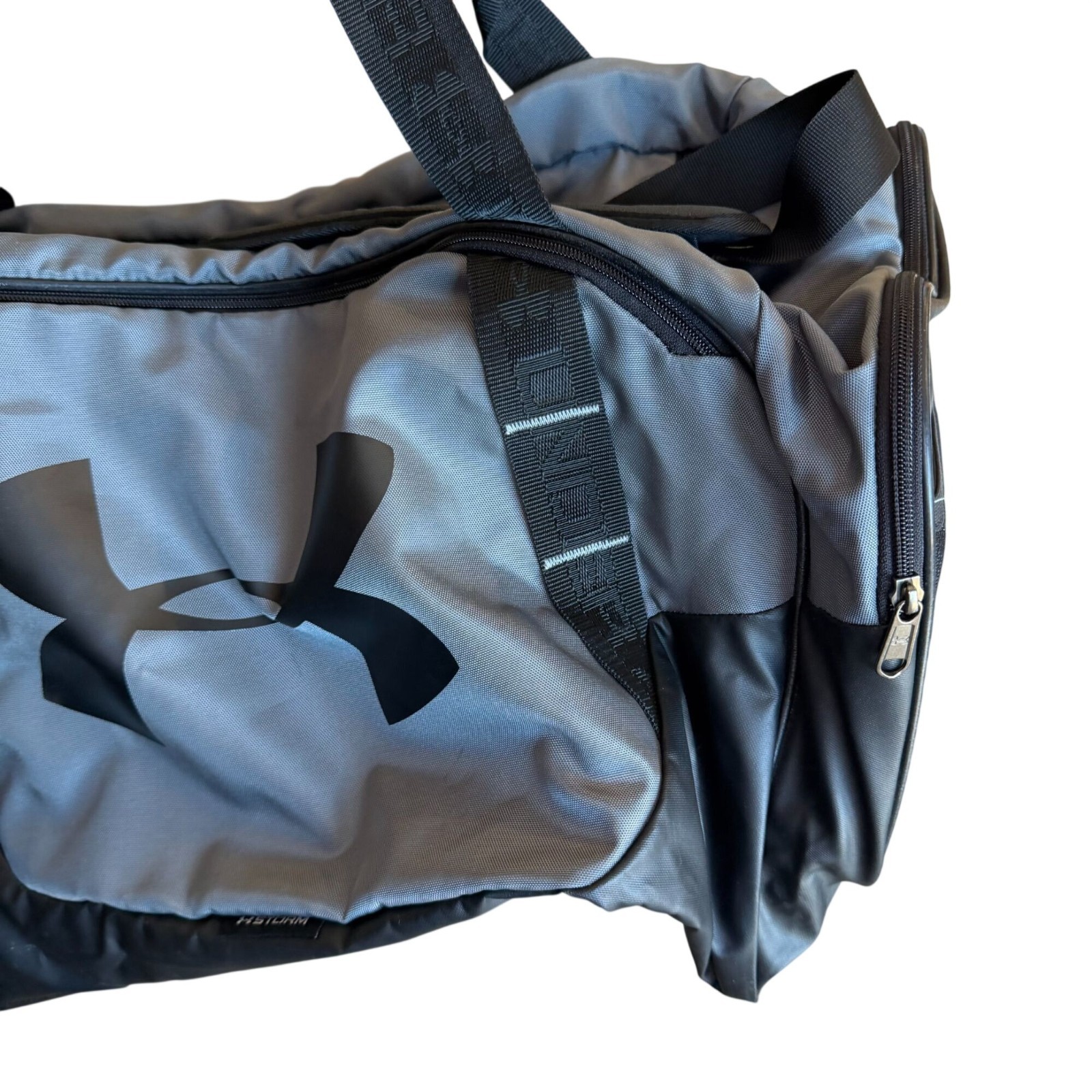 Under Armour Storm Undeniable 3.0 Medium Duffle Bag Graphite Gray Black