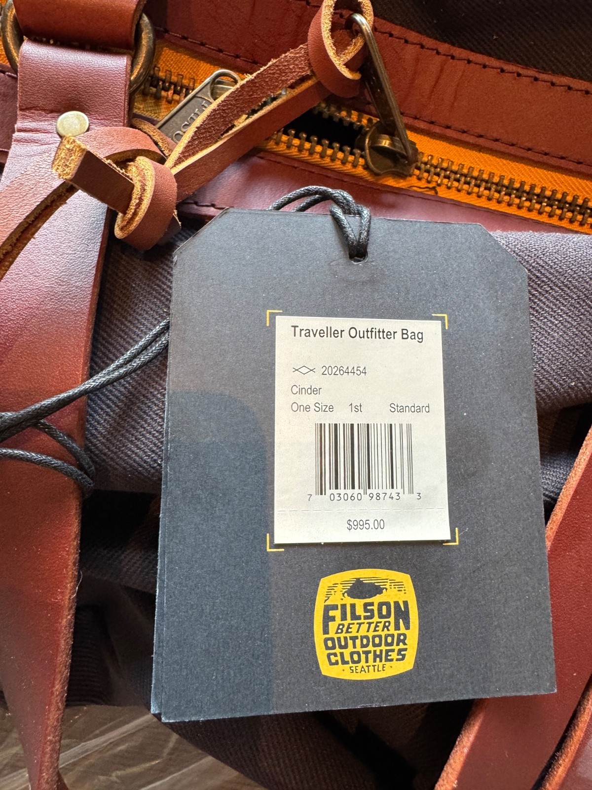 Filson X Chris Stapleton Traveller Outfitter Bag NWT #20264454 USA Cinder