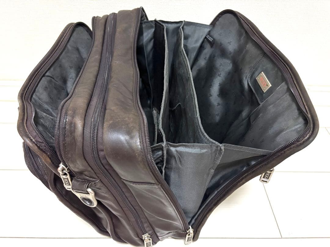 TUMI Briefcase Business Bag All Leather Brown