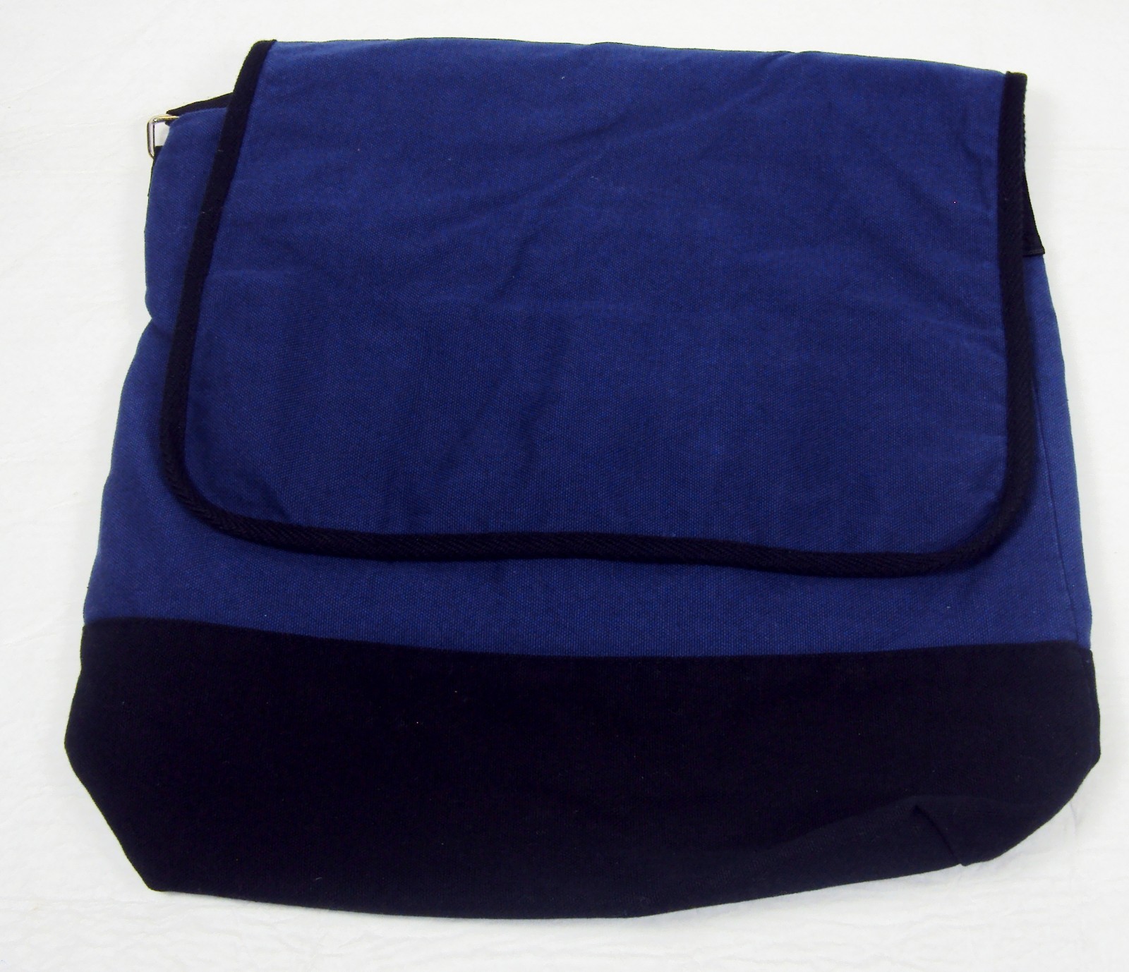 Messenger Bag ~ 100% Cotton, Navy Blue & Black ~ Great Republic GR815