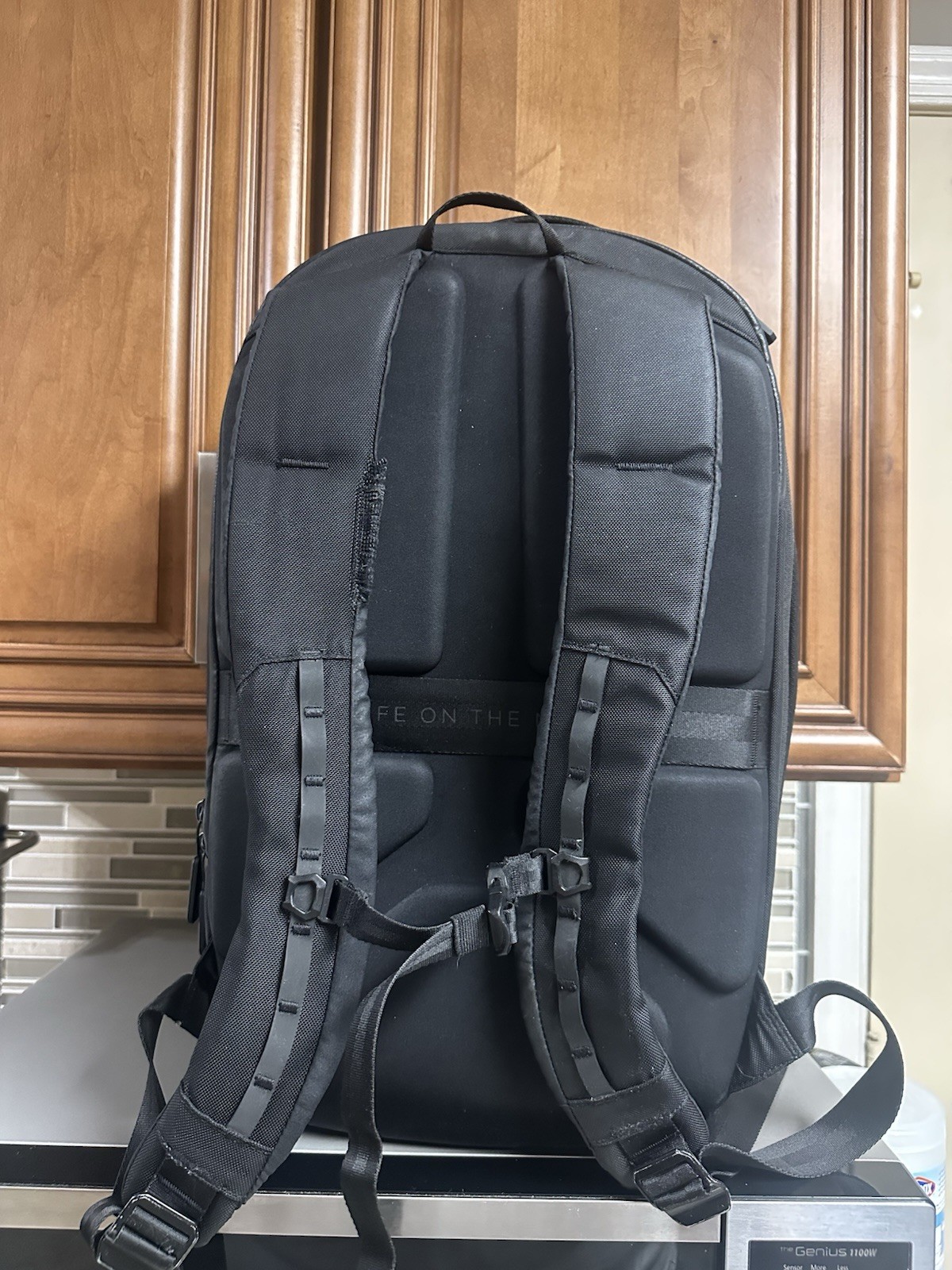 Nomatic Navigator Pack 15L, Fair Condition, Expands to 21L, Laptop Sleeve, RFID