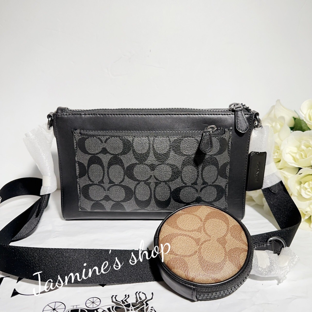 NWT coach Holden Crossbody In Signature C5598
