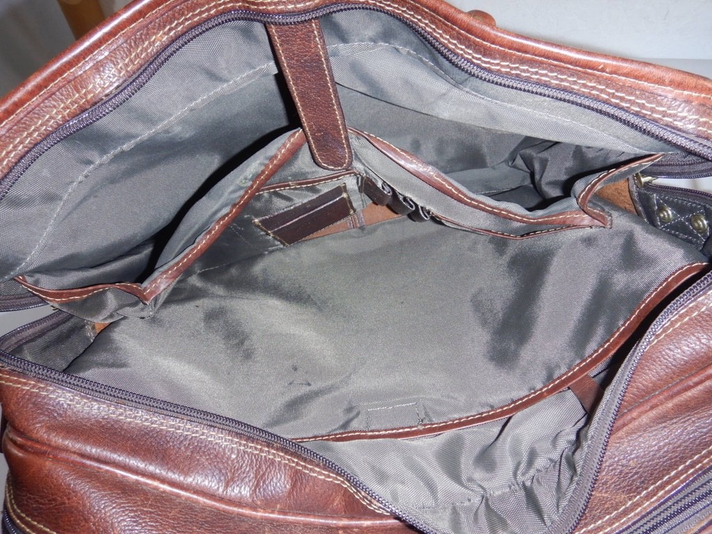 ORVIS Brown Leather Messenger Bag