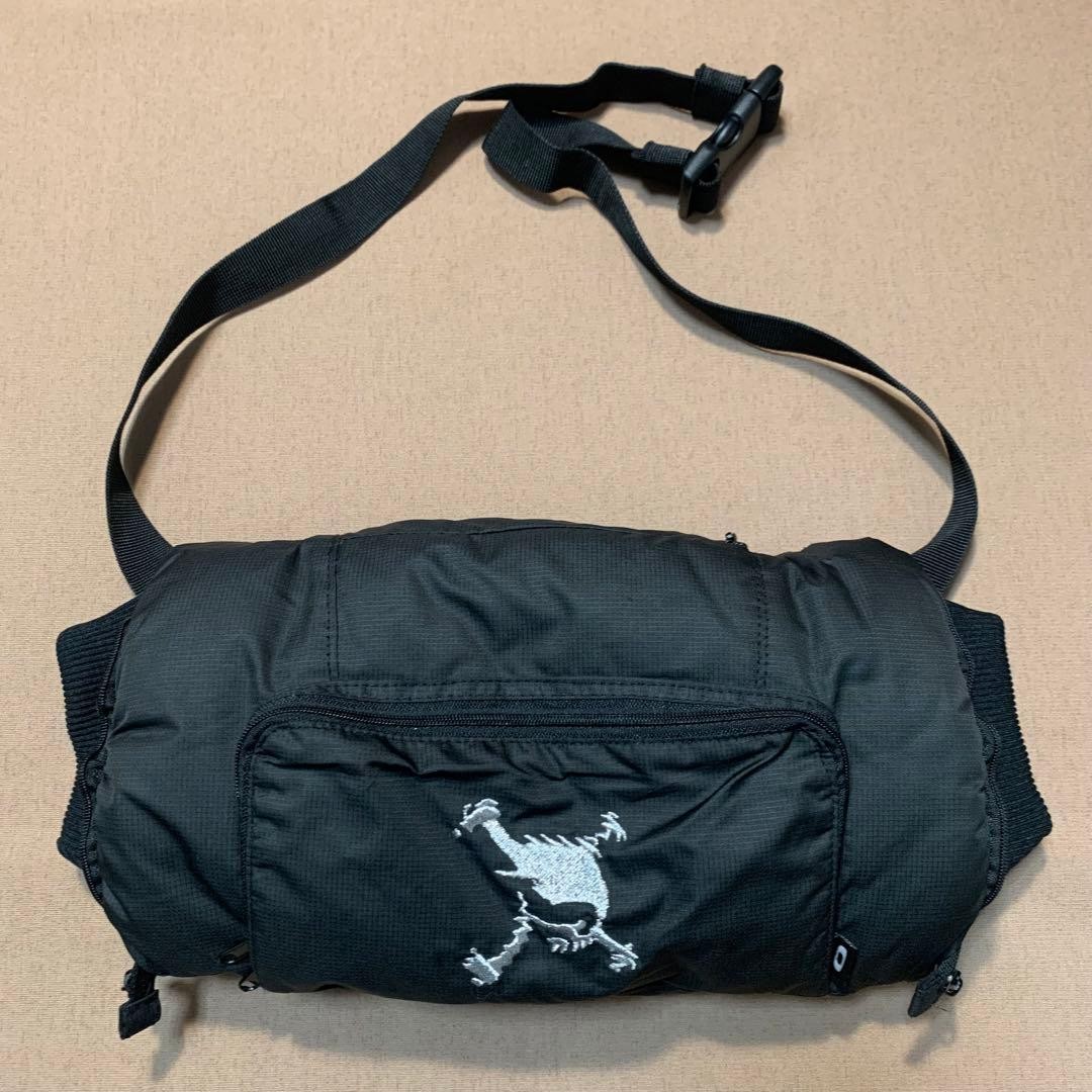 Vintage Oakley Skull Logo Shoulder Bag Bone Design Black Y2K Rare