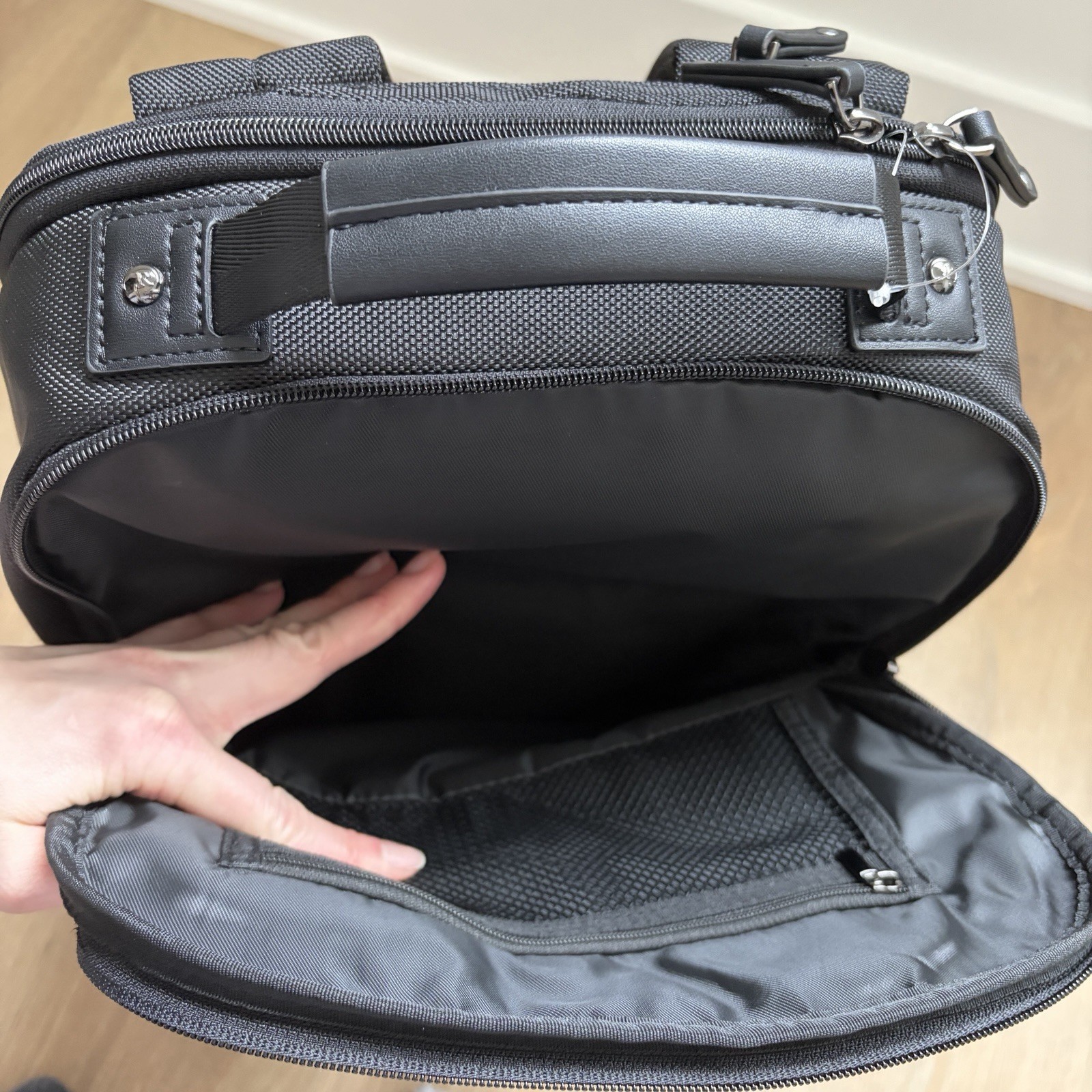 Robert Graham Cache L Series Backpack Black Laptop Work Travel Bag NWT MSRP $228