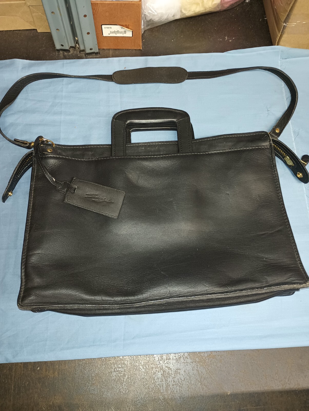 Messenger Bag Laptop Black 18″ X 12″ satchel used Savage