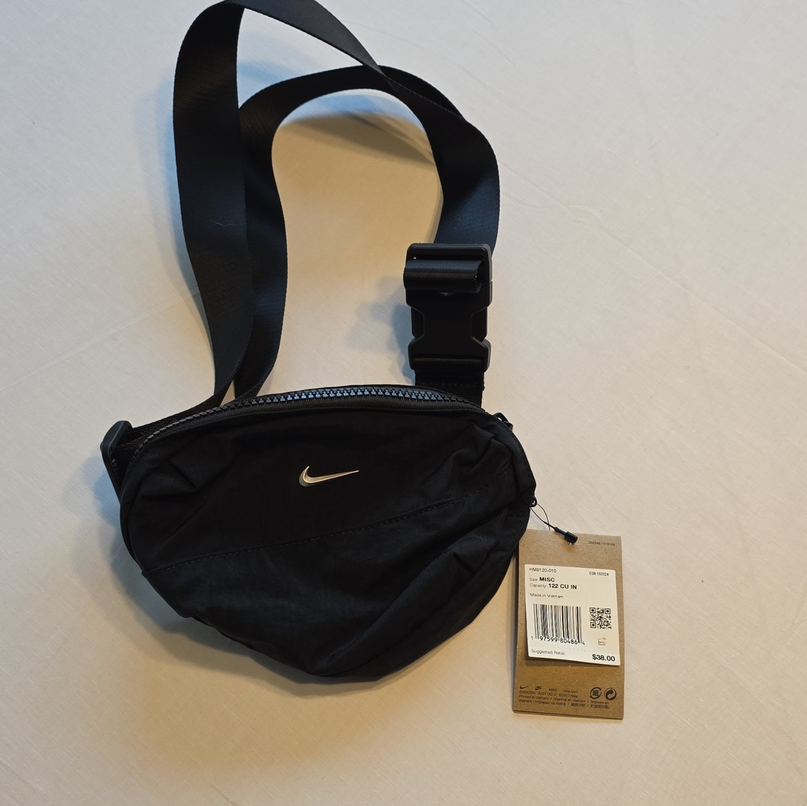 Nike Black Belt Bag Fanny Pack Crossbody Zip Closure Adjustable Strap