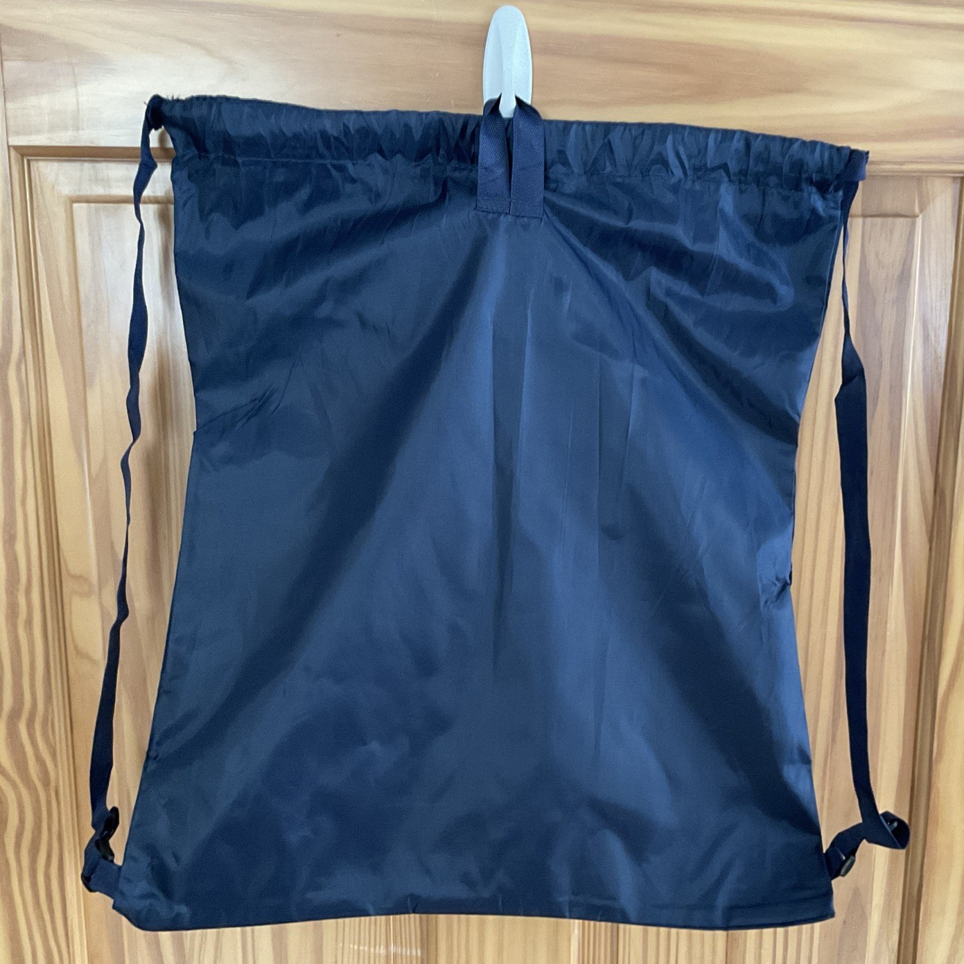 Sketchers Drawstring/Strap – Backpack / Gym Bag – 20″ x 16″ – Color: Blue –