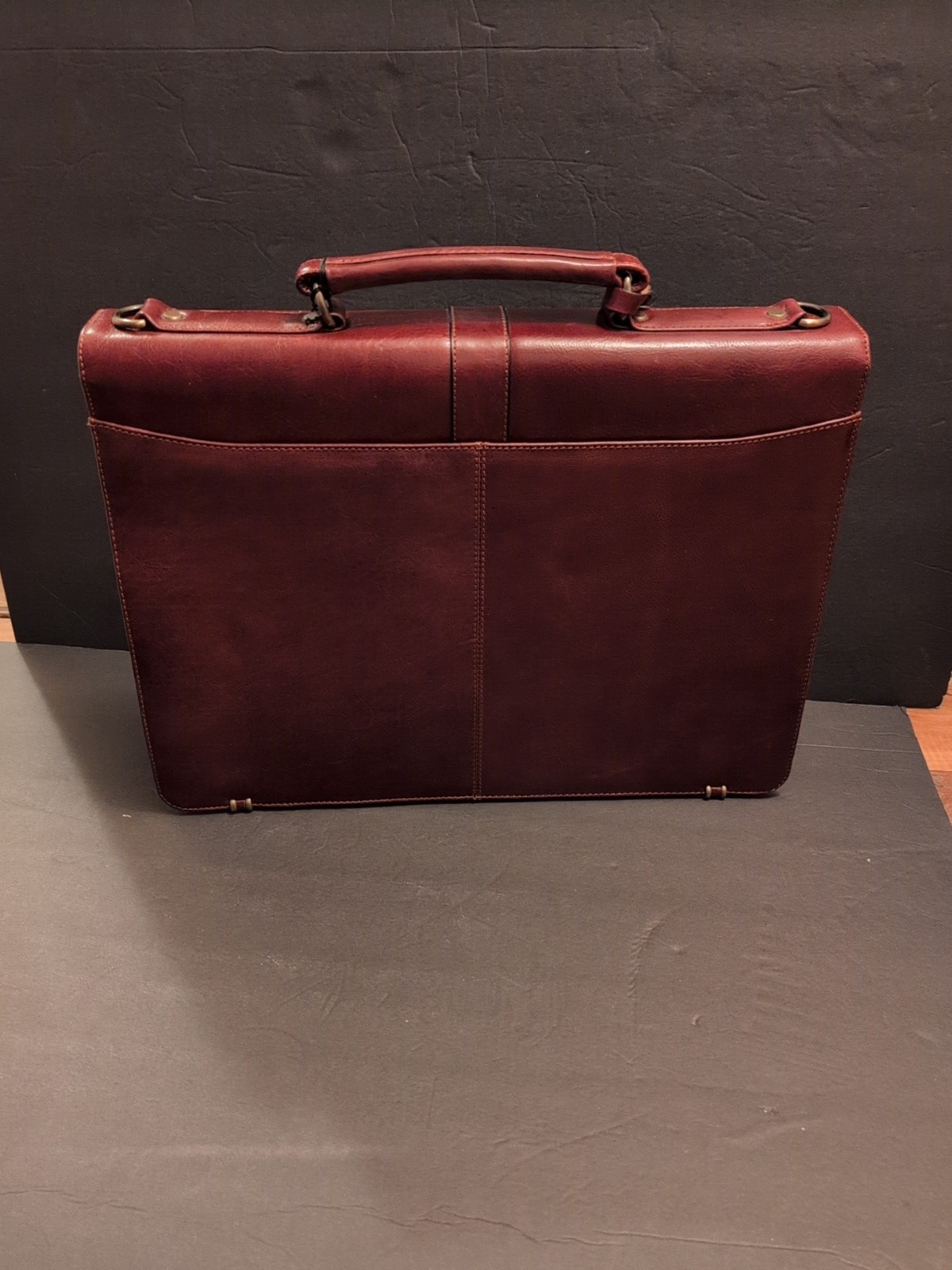 Stebco Briefcase Genuine Cowhide Caramel Shoulder Strap, New With Tags