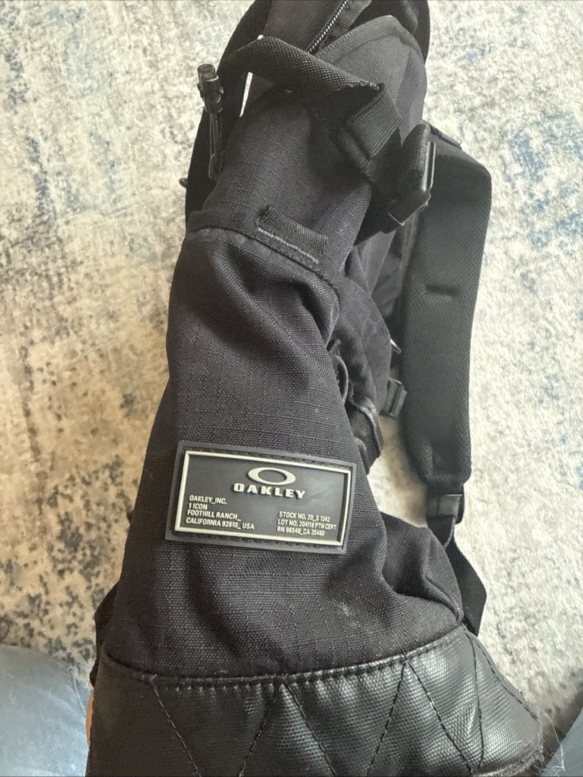 Oakley Crestible 23L Utility Backpack Black Laptop Travel School Work Office