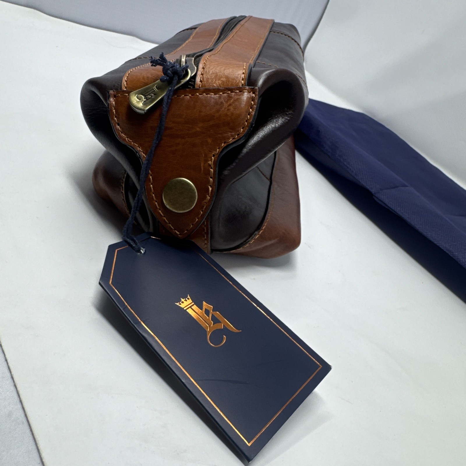 Links & Kings Sundance Travel Kit NWT Brown Premium Leather Some Minor Wear Read