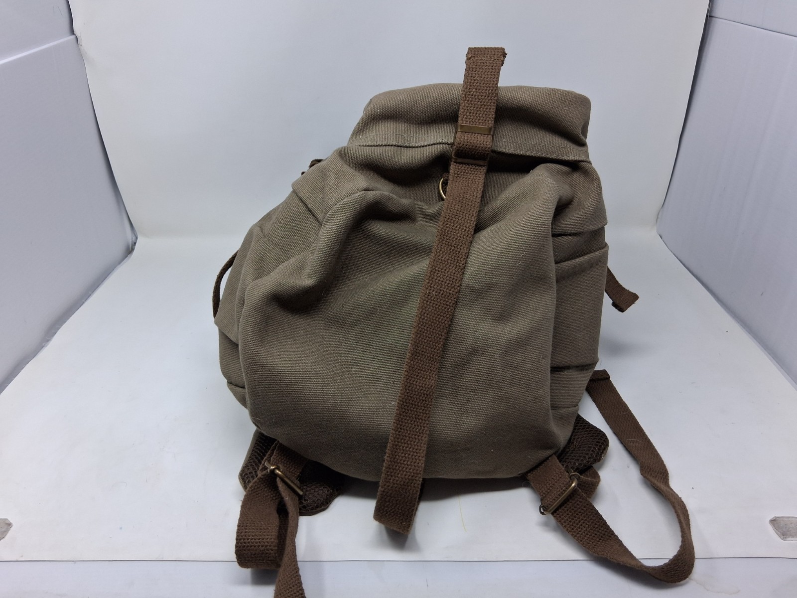 Rothco Convertible 19″ Canvas Duffle/Backpack – Olive Drab/Brown