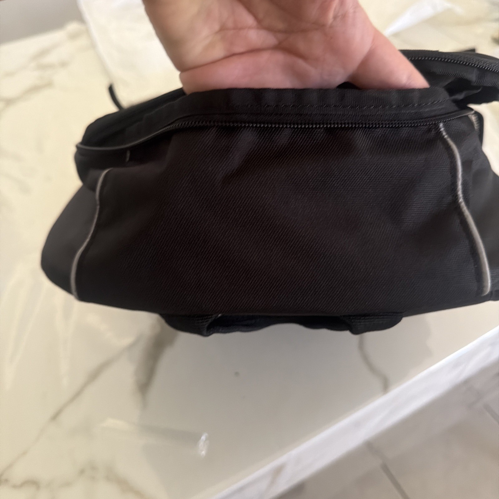 Oakley Enduro 3.0 20L Men’s Backpack – Blackout (921416-02E)