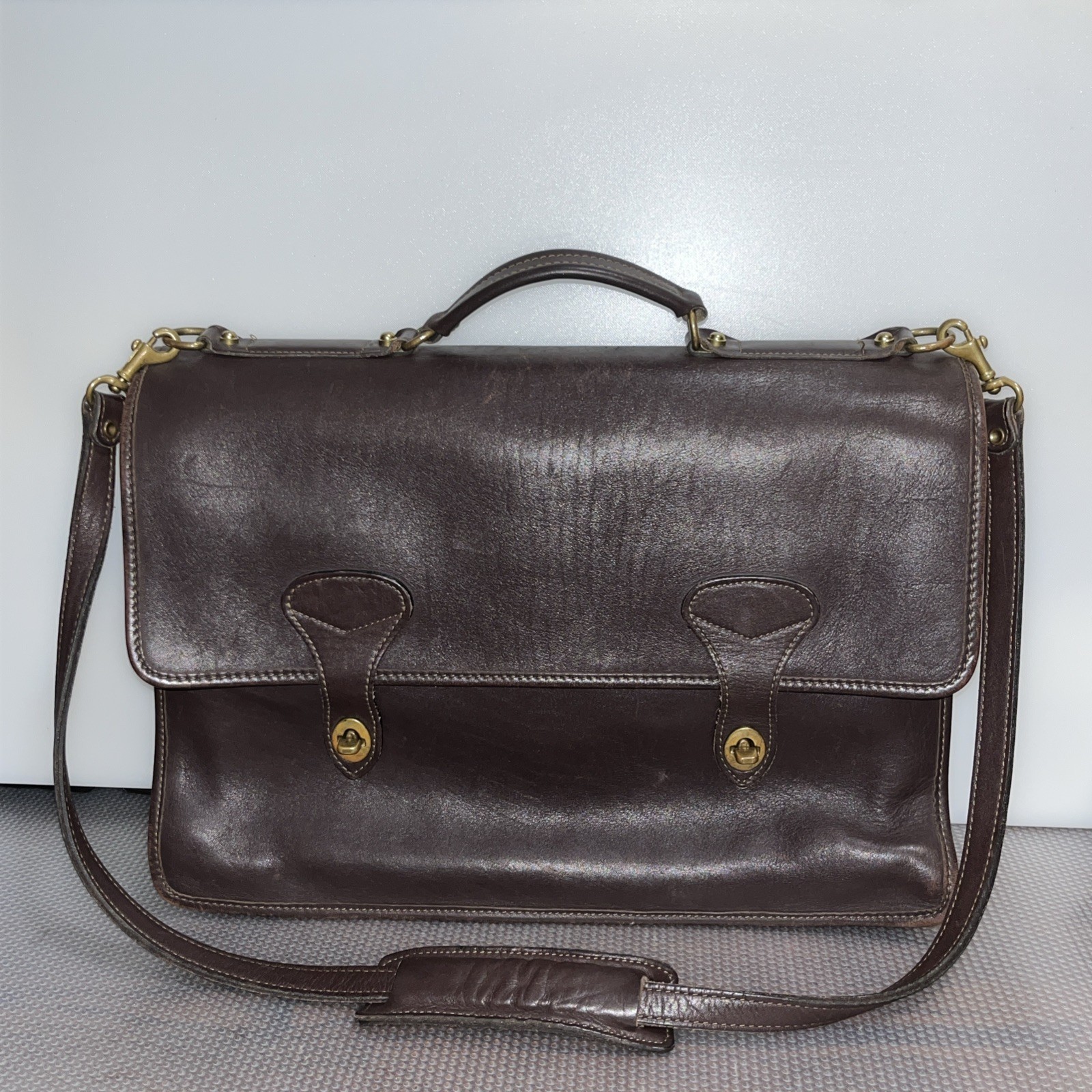 Vintage Jack Georges Dark Burgundy Leather Key Messenger Bag Briefcase USA