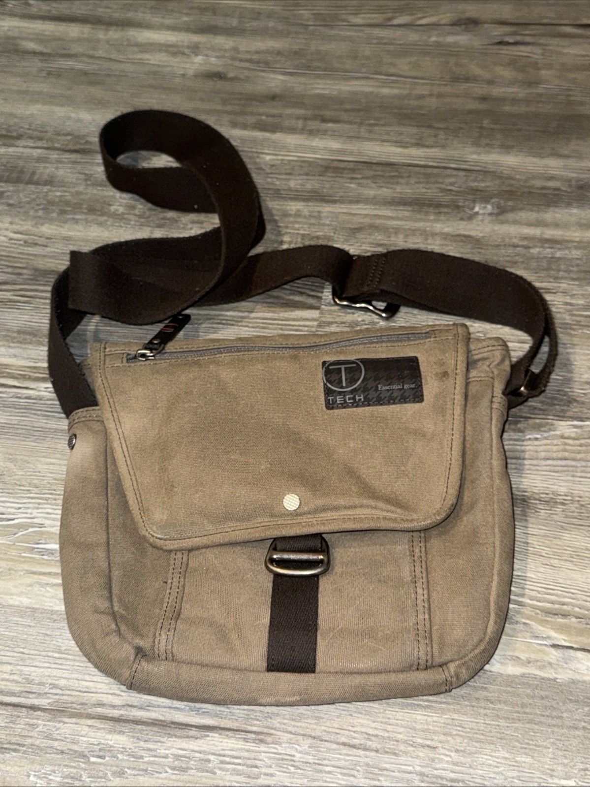 Tumi T-Tech Essential Gear Brown Waxed Cavas Crossbody used GC