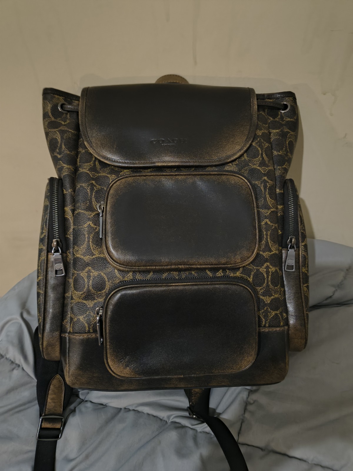 NWT Coach Finn Backpack In Loved Signature Canvas Gunmetal/Brown CDY56