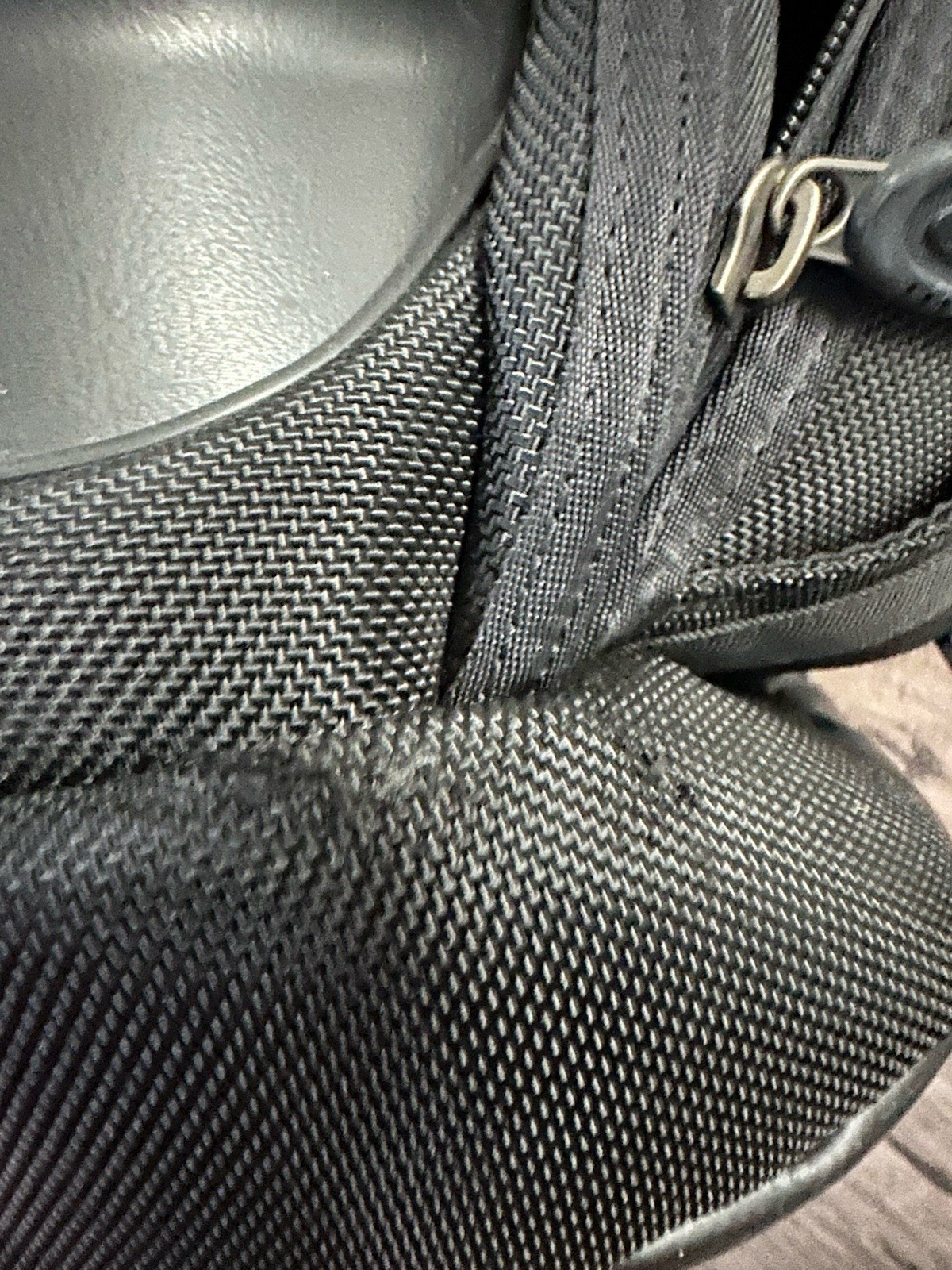 OAKLEY HARD SHELL BACKPACK HARDSHELL RARE