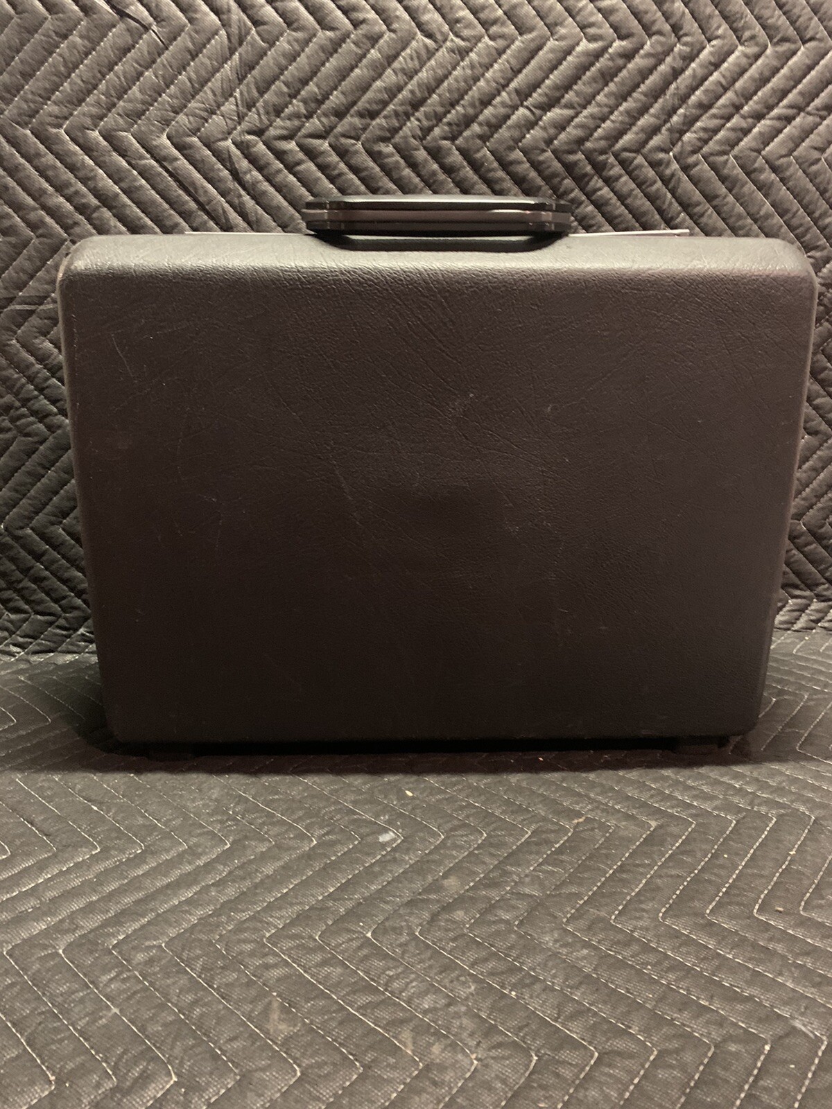 Vintage Classic SAMSONITE Hard Shell Black BRIEFCASE Deep 5″ Delegate Attache