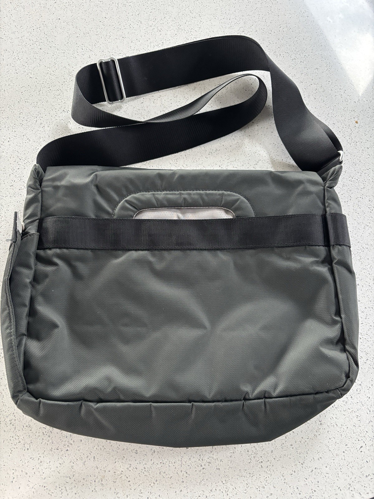 Tumi T-Tech Crossbody Messenger Bag Black and Grey Excellent Condition