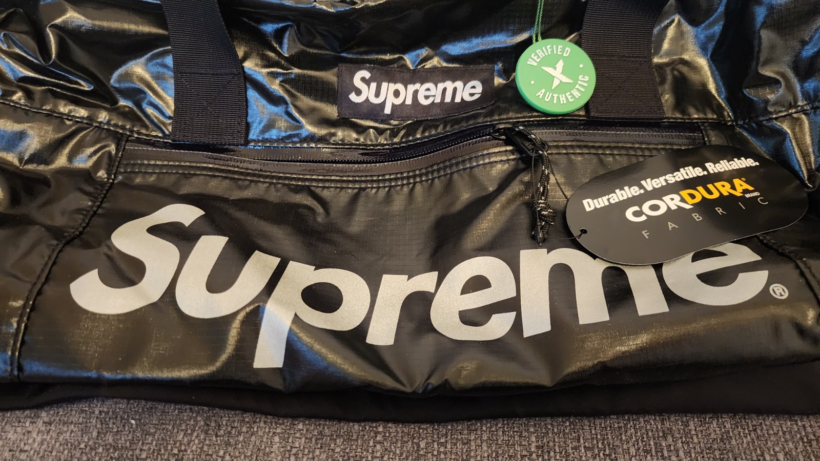 SUPREME DUFFLE BAG BLACK FW17 REFLECTIVE LOGO CORDURA FABRIC BRAND NEW