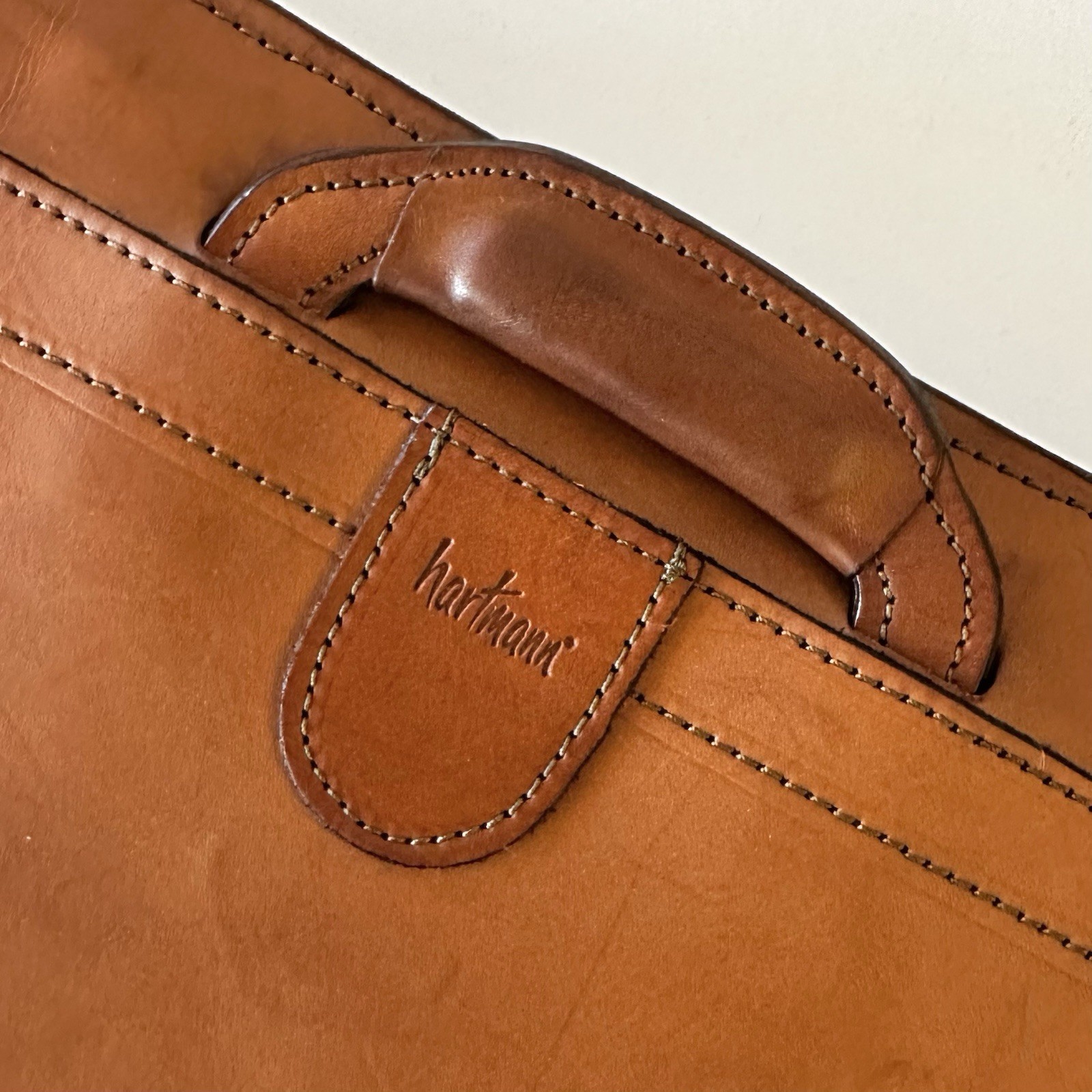 HARTMANN LEATHER ATTACHE PORTFOLIO BRIEFCASE Belting (Tan) Retractable Handles