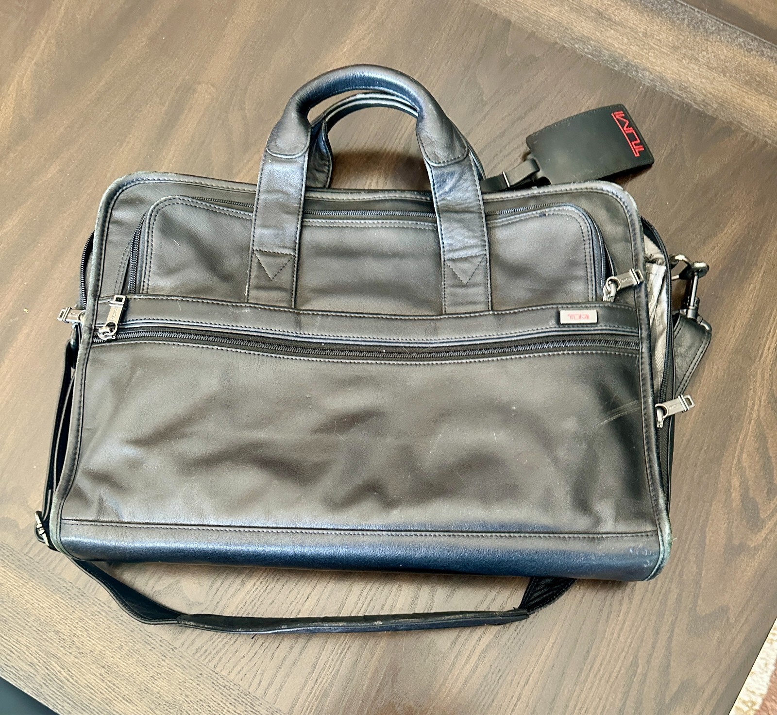 TUMI 96O11D4 Alpha Bravo leather briefcase, laptop shoulder strap bag 17X12X3