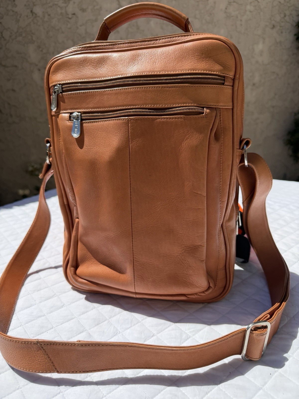 Nice Piel Chestnut Brown Leather Bag Colombian Made Padded Satchel Messenger Bag