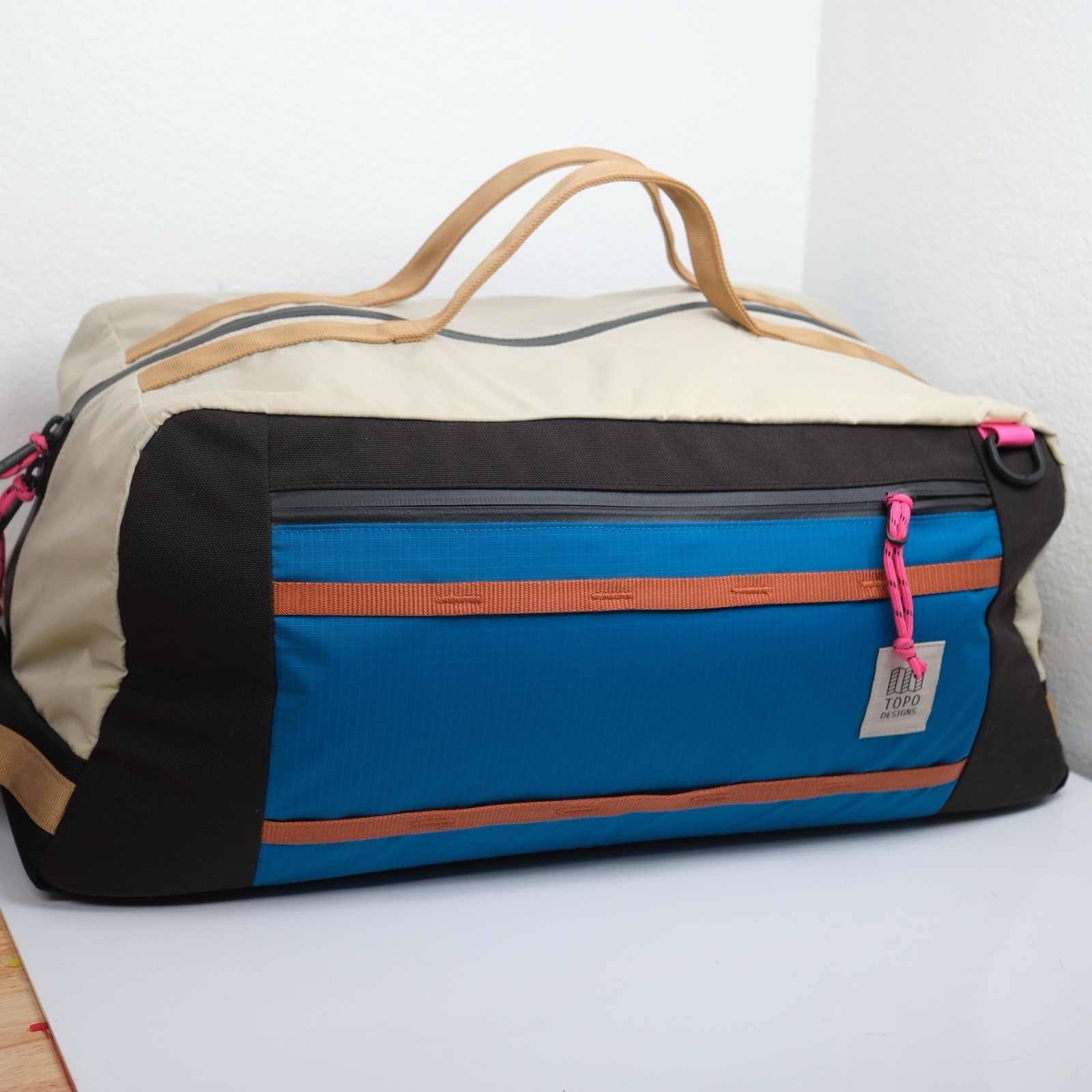 Topo Designs Mountain Duffel 40L Backpack Bag Blue Cream Black 3-Way Travel