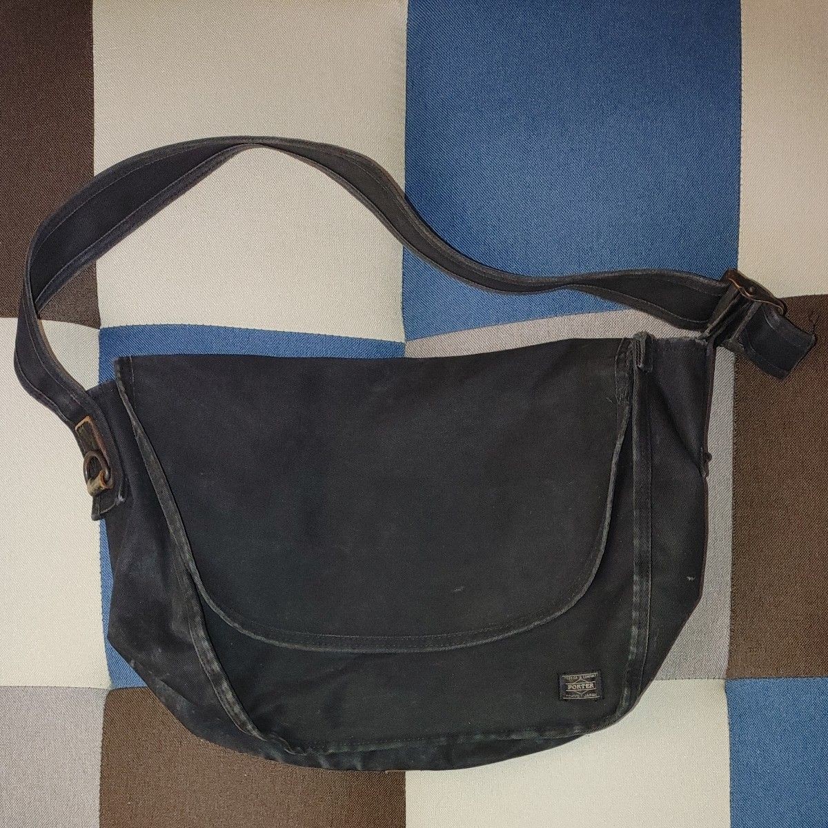 YOSHIDA KABAN PORTER Shoulder Bag Black Men Used Size 32x42cm