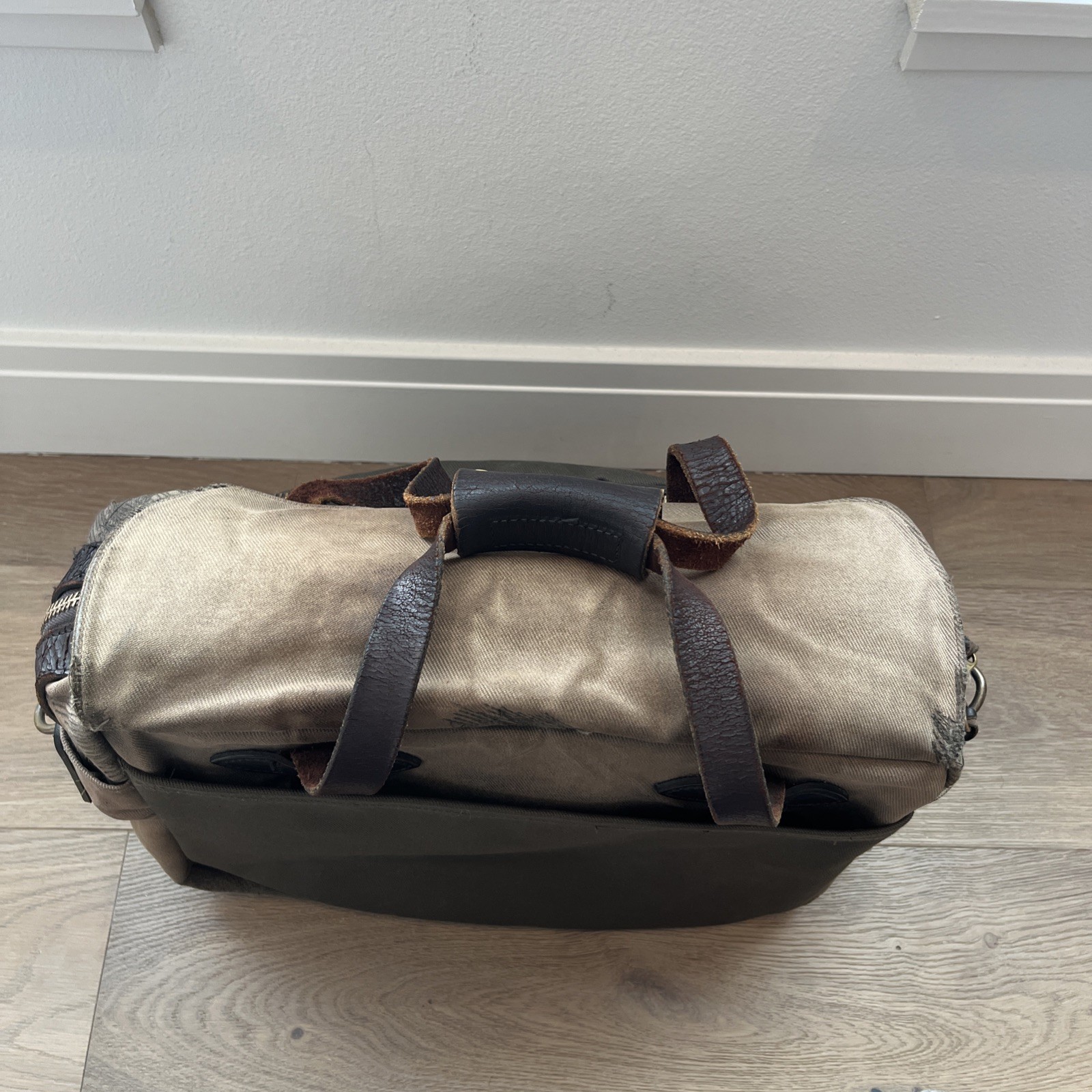 Filson Repaired 258 Padded Computer Bag | Otter Green w/ Darning | Made in USA